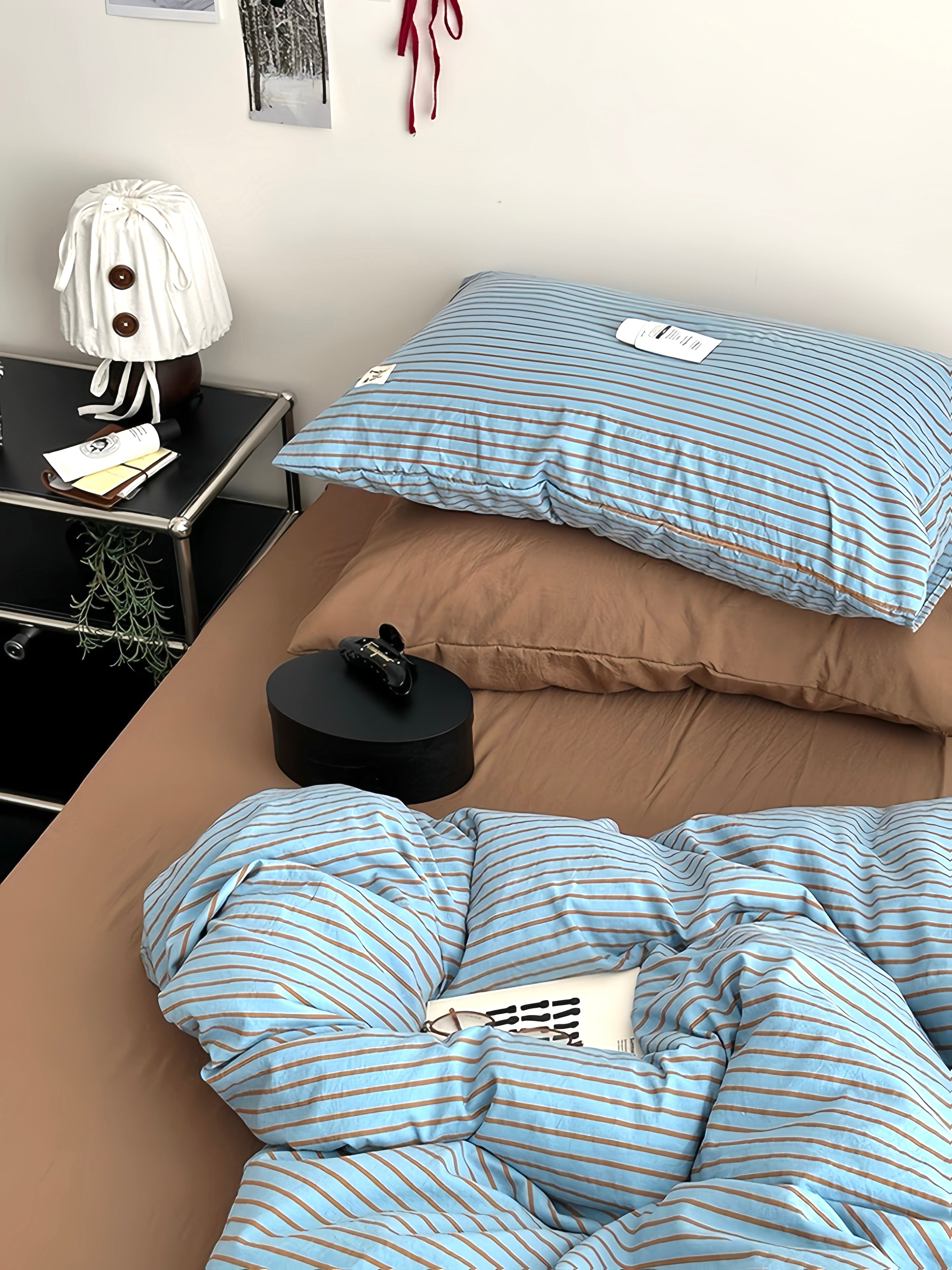 The Flowline Bedding Set