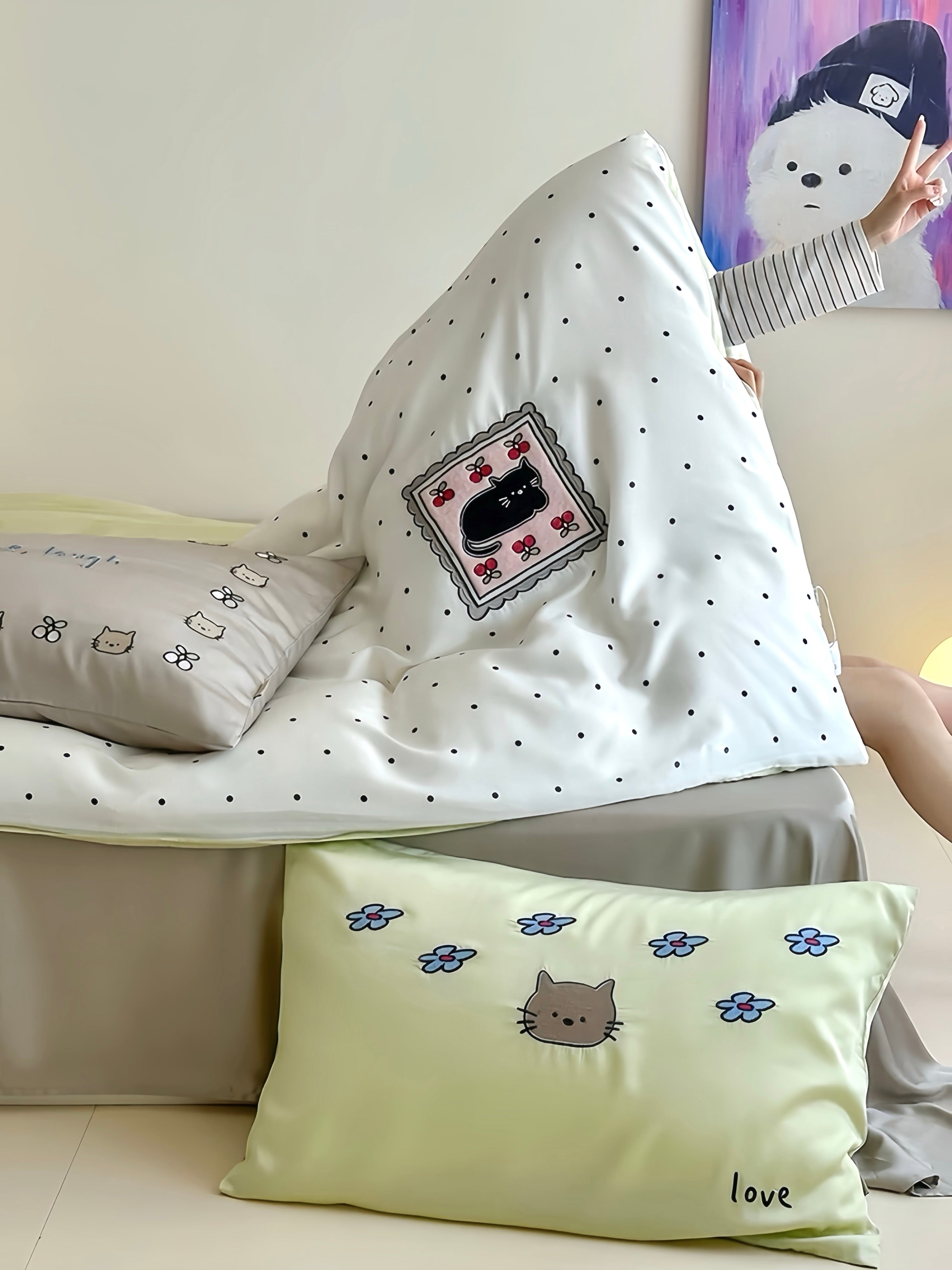 Tencel Minimal Feline Mood Bedding Set