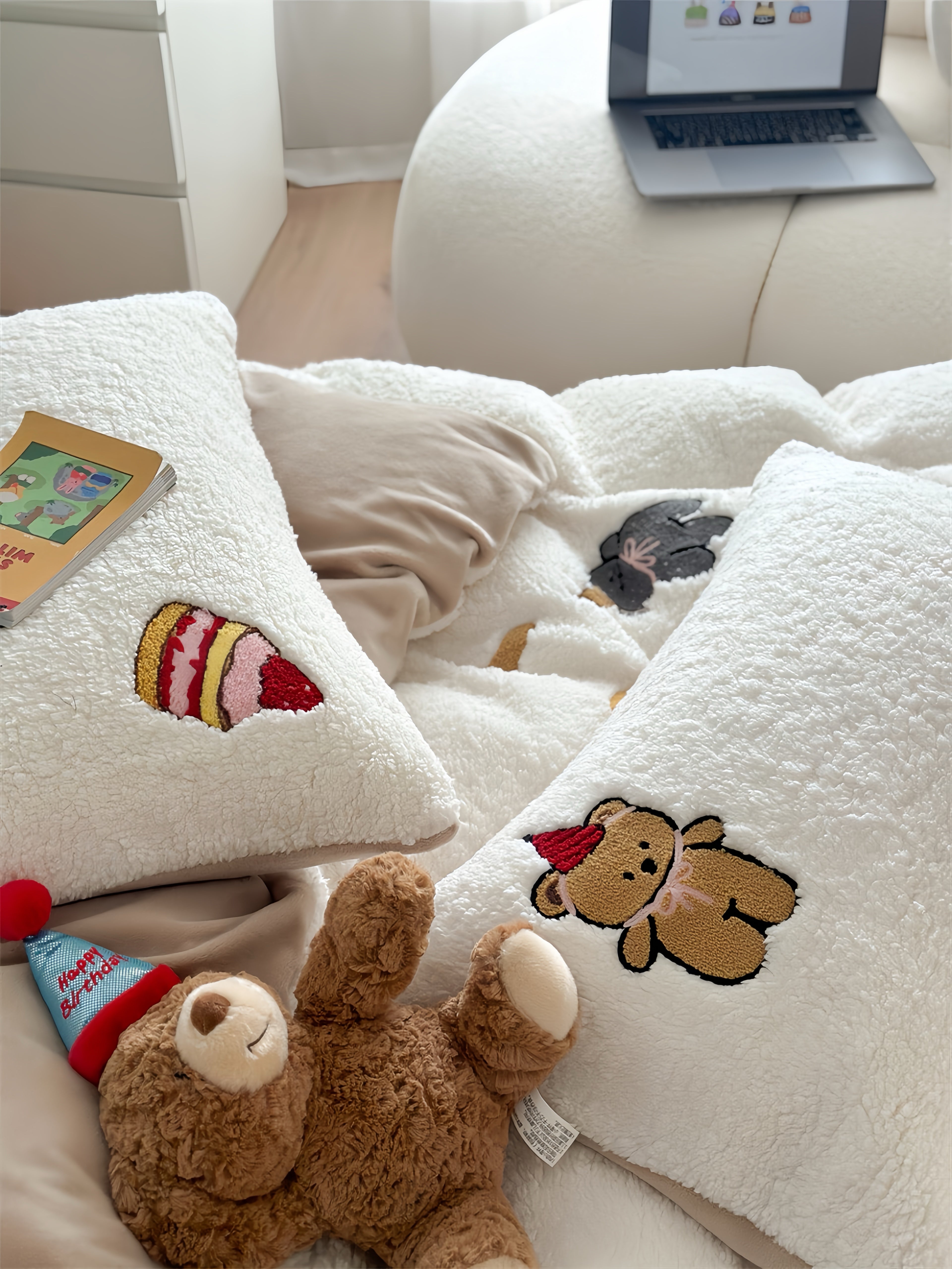 Holiday Bear Cheer Bedding Set