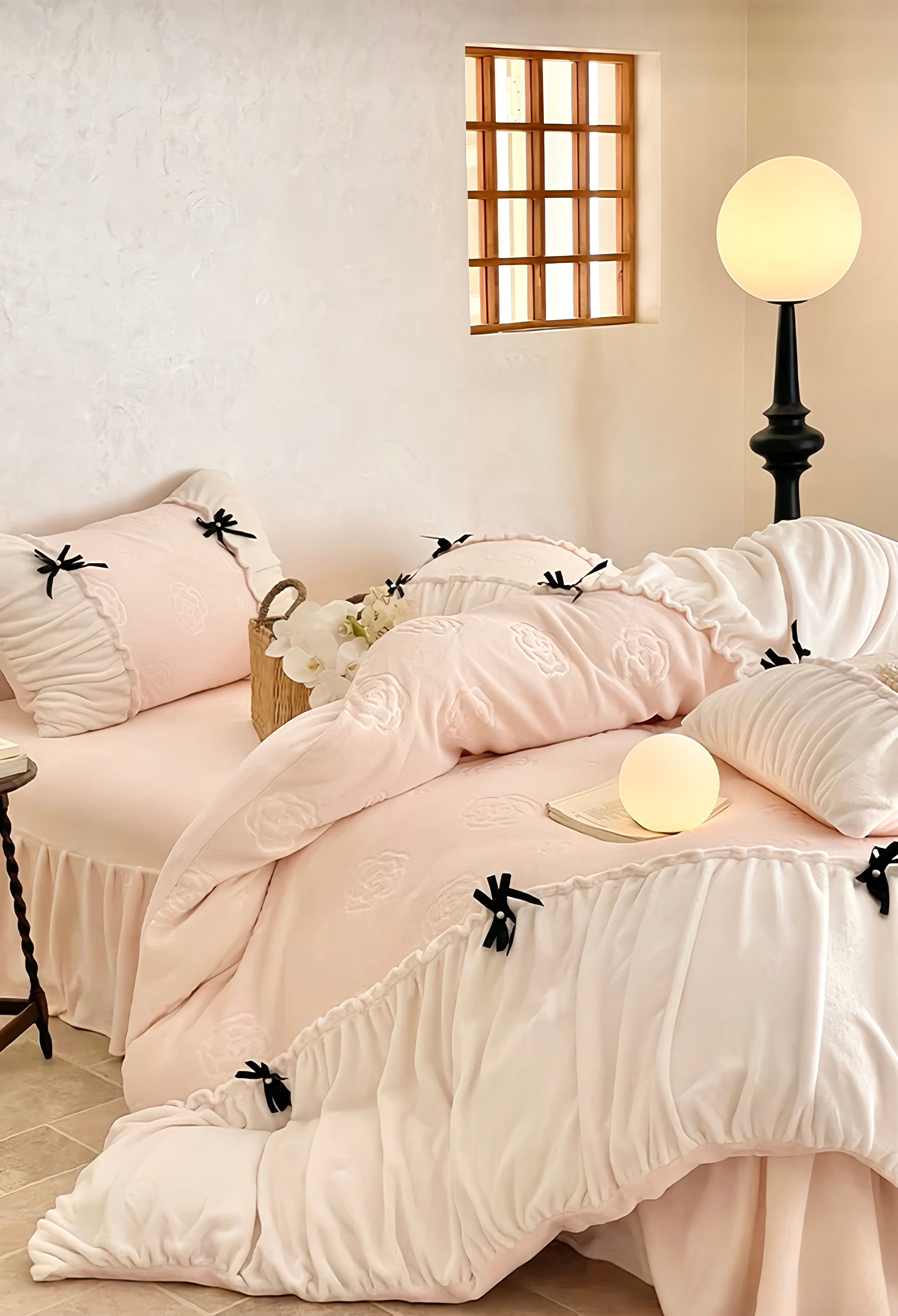 Belle Nuit Bedding Set