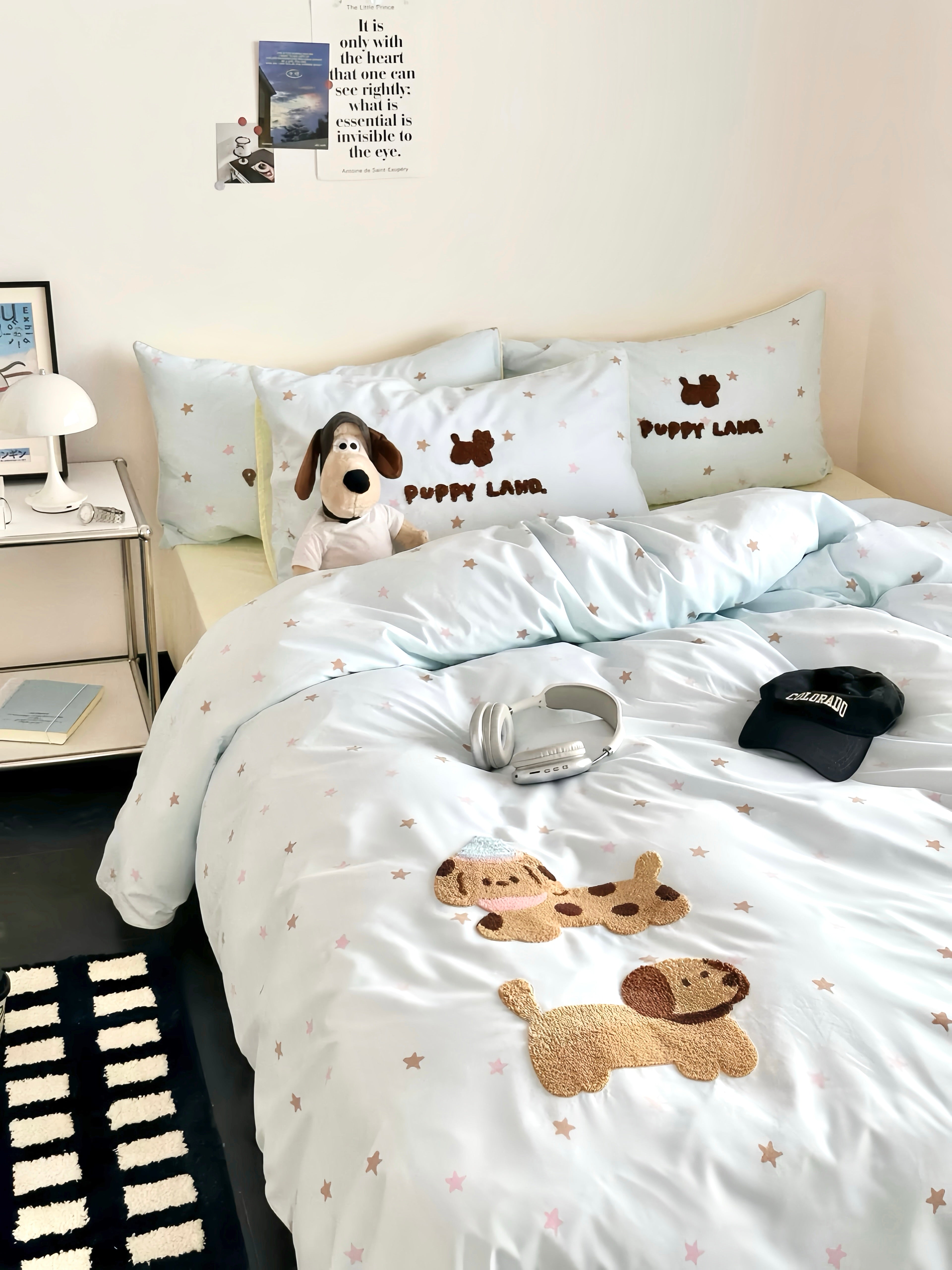 Melard Embroidered Puppy Bedding Set