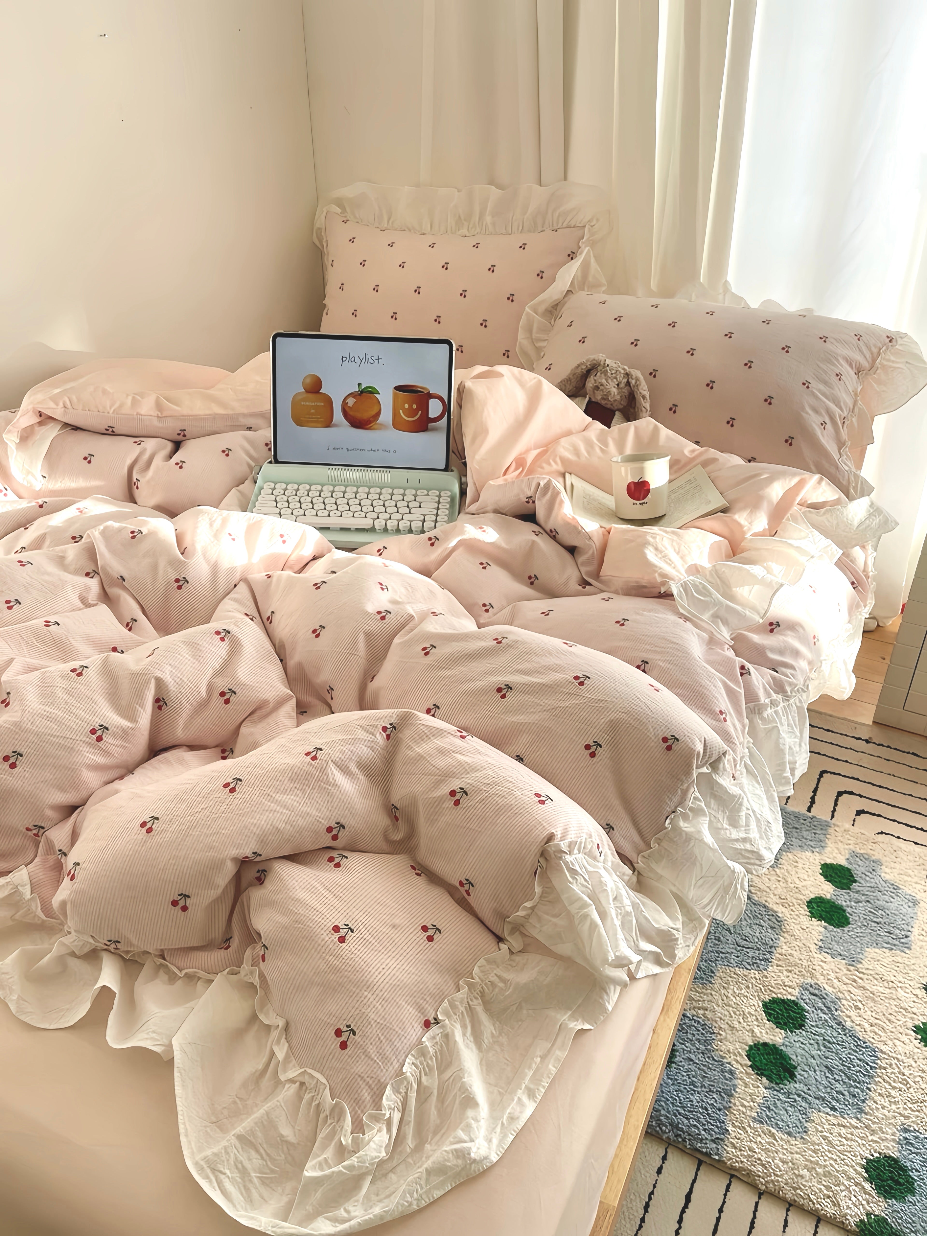 Crème Cherry Rêve Bedding Set