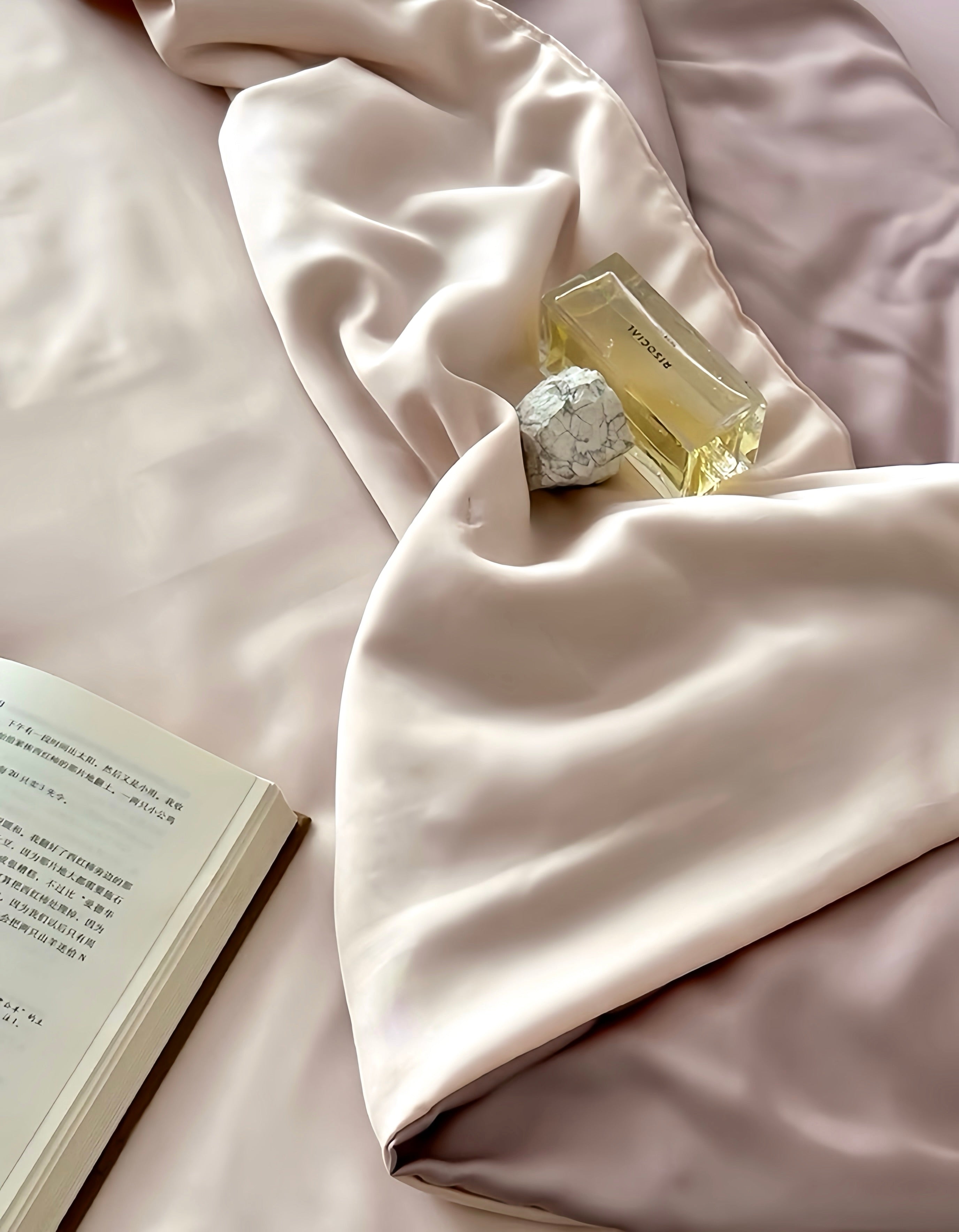 Silque Whisper Cooling Comforter