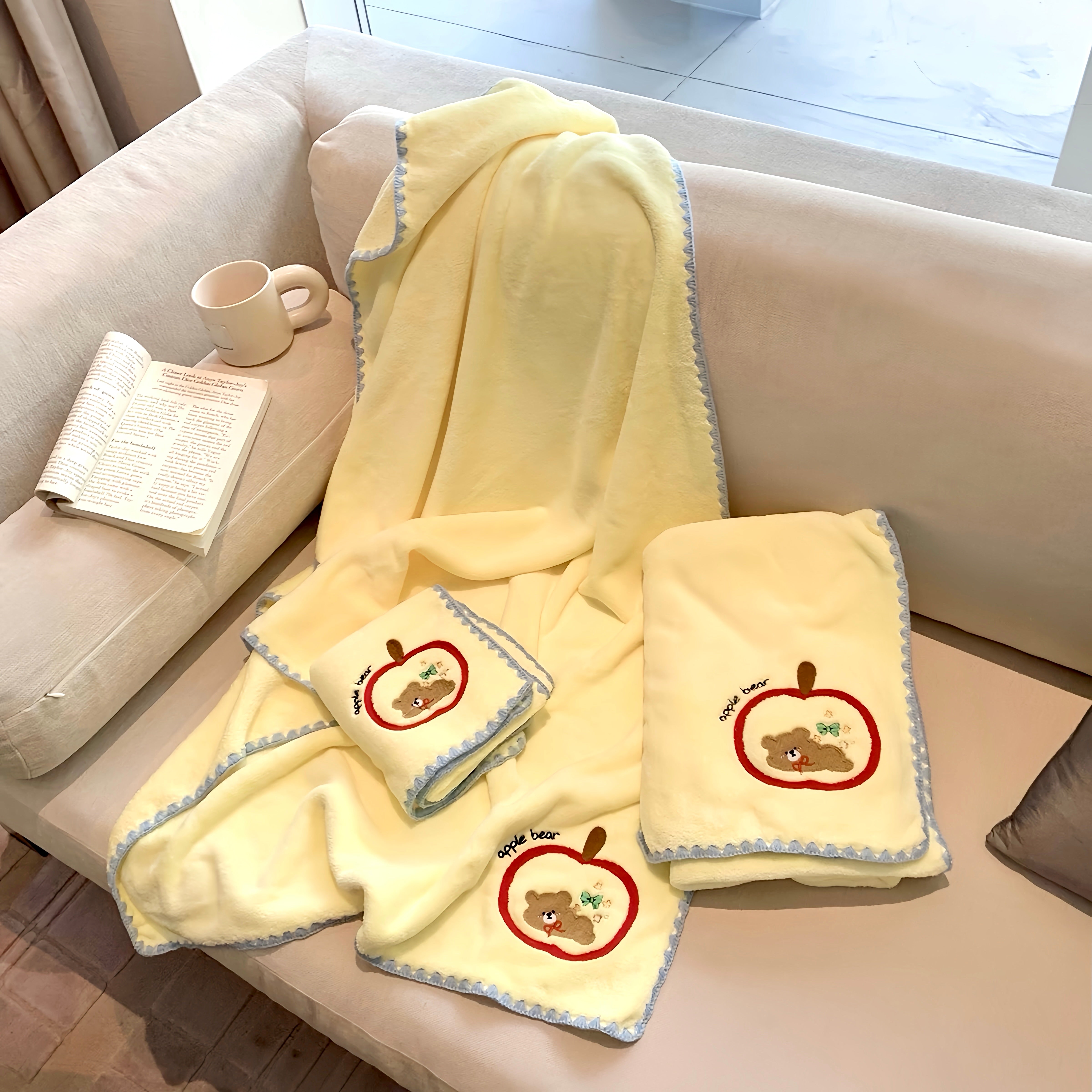 Apple Bear Bath Towel Set