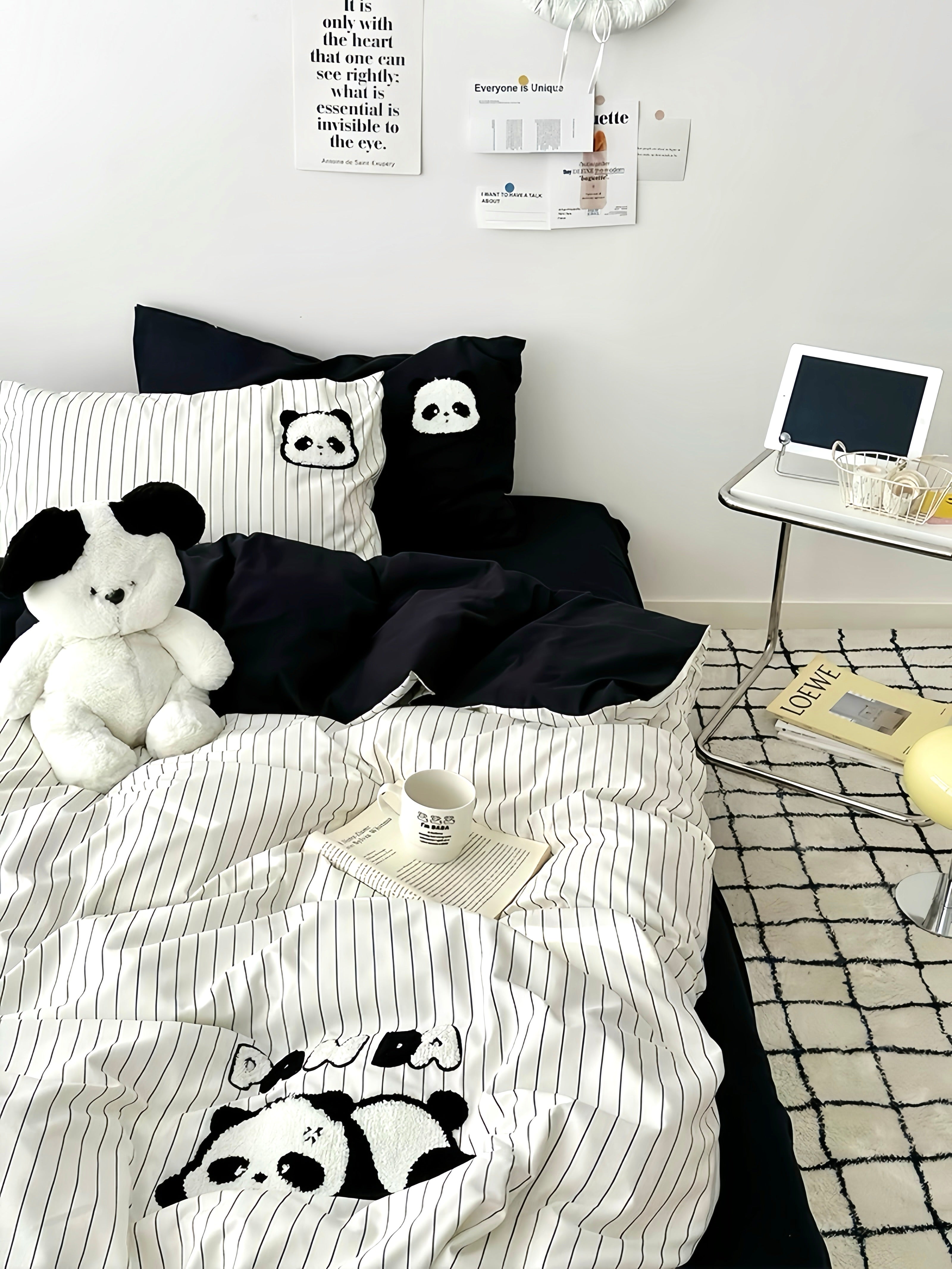 Bamboo Hug Bedding Set