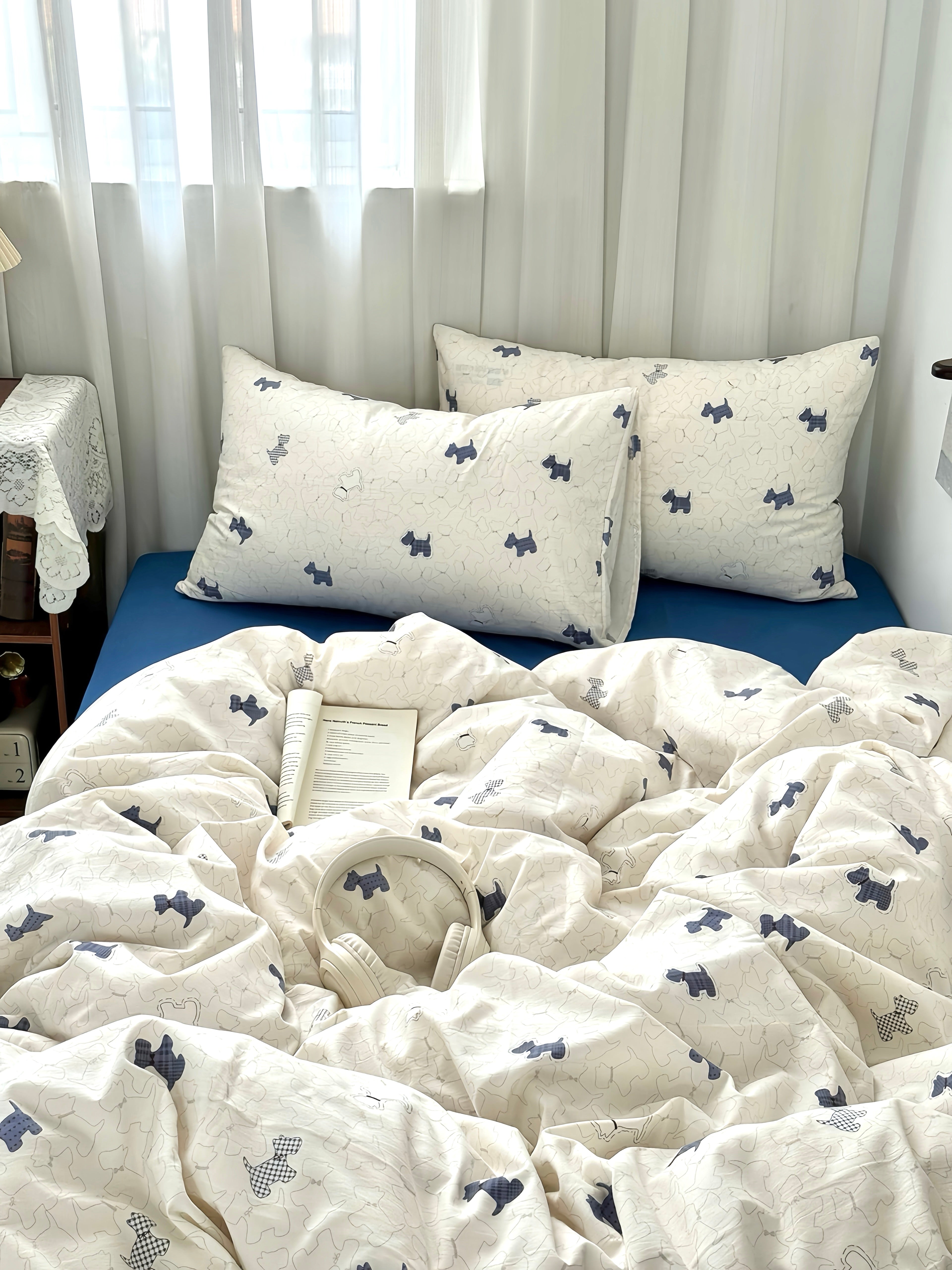 Little Dog Canvas Bedding Set
