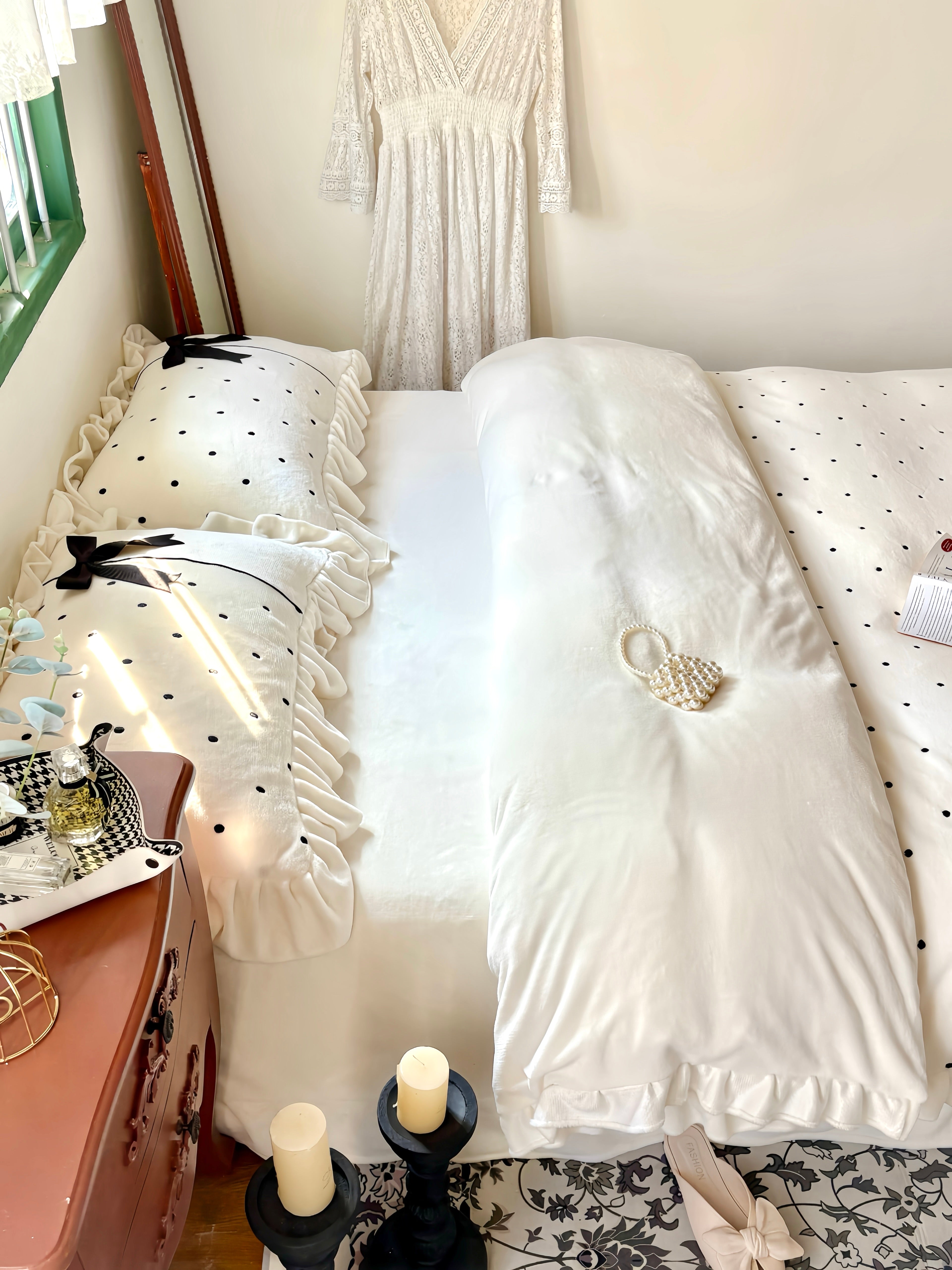 Ribbon Pearl Bedding Set