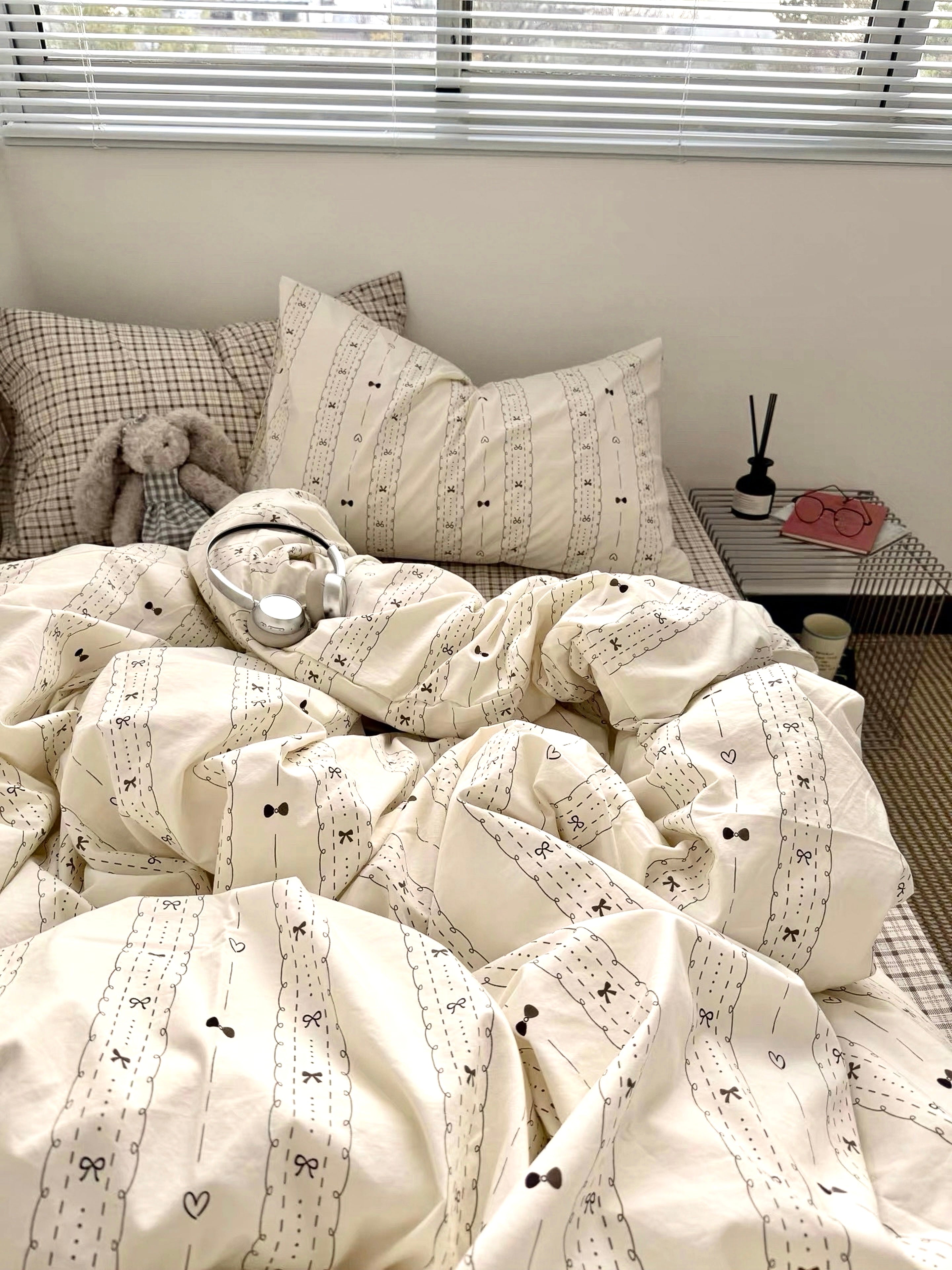 Vintage Flutter Bedding Set