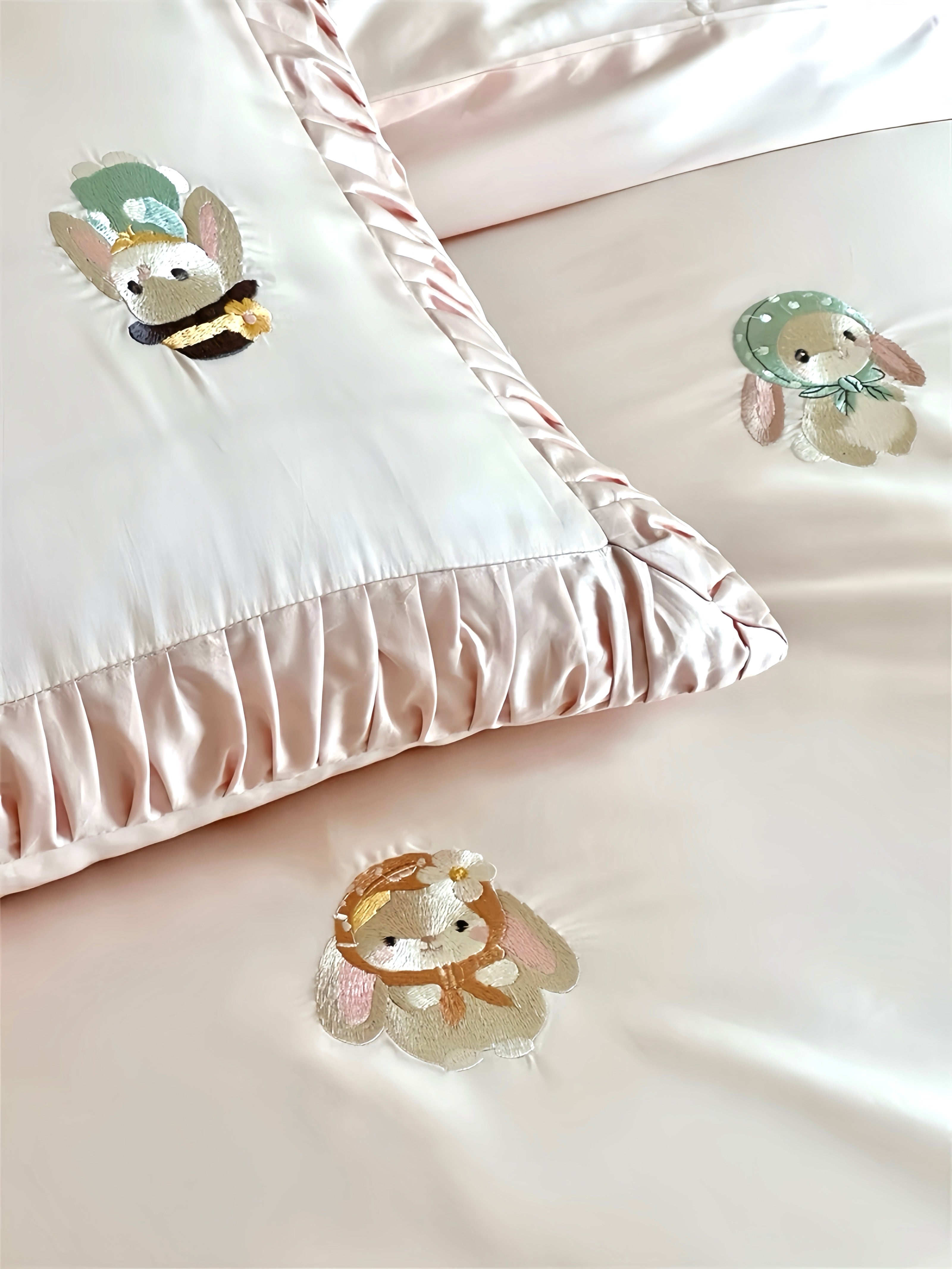 100S Rose Trim Companion Bedding Set