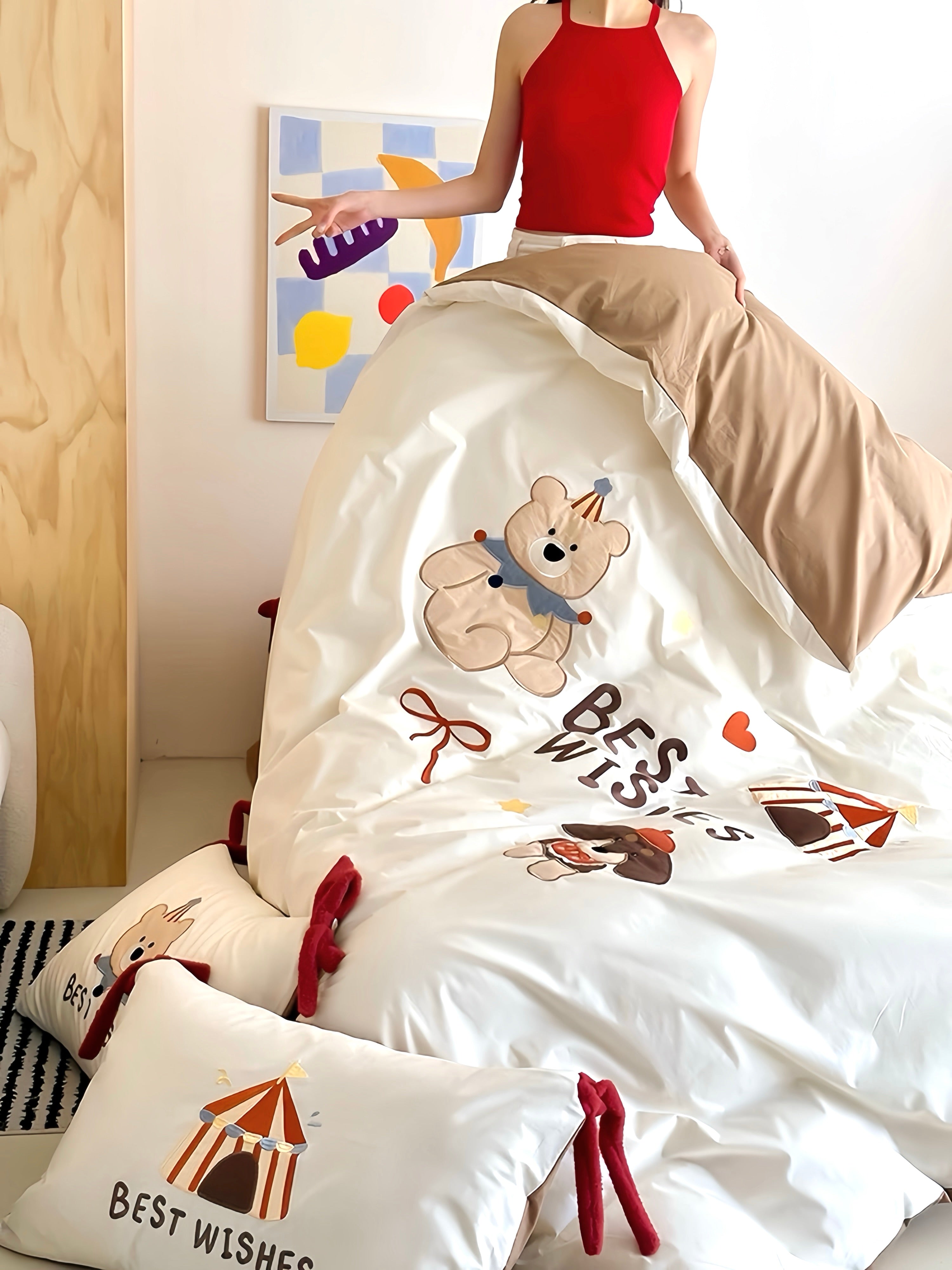 100S Circus Reverie Wishes Bedding Set