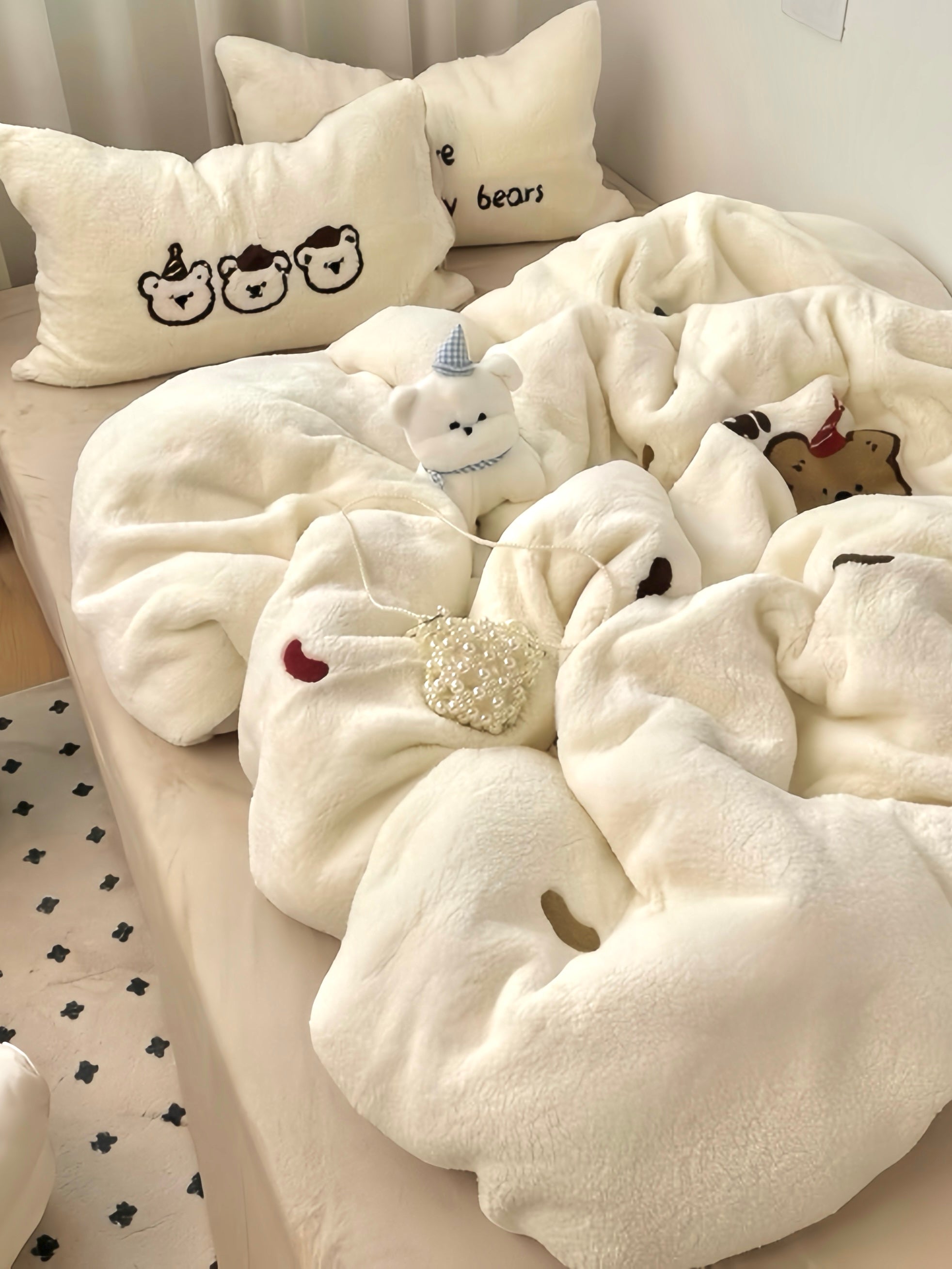 Cozy Woodland Club Bedding Set