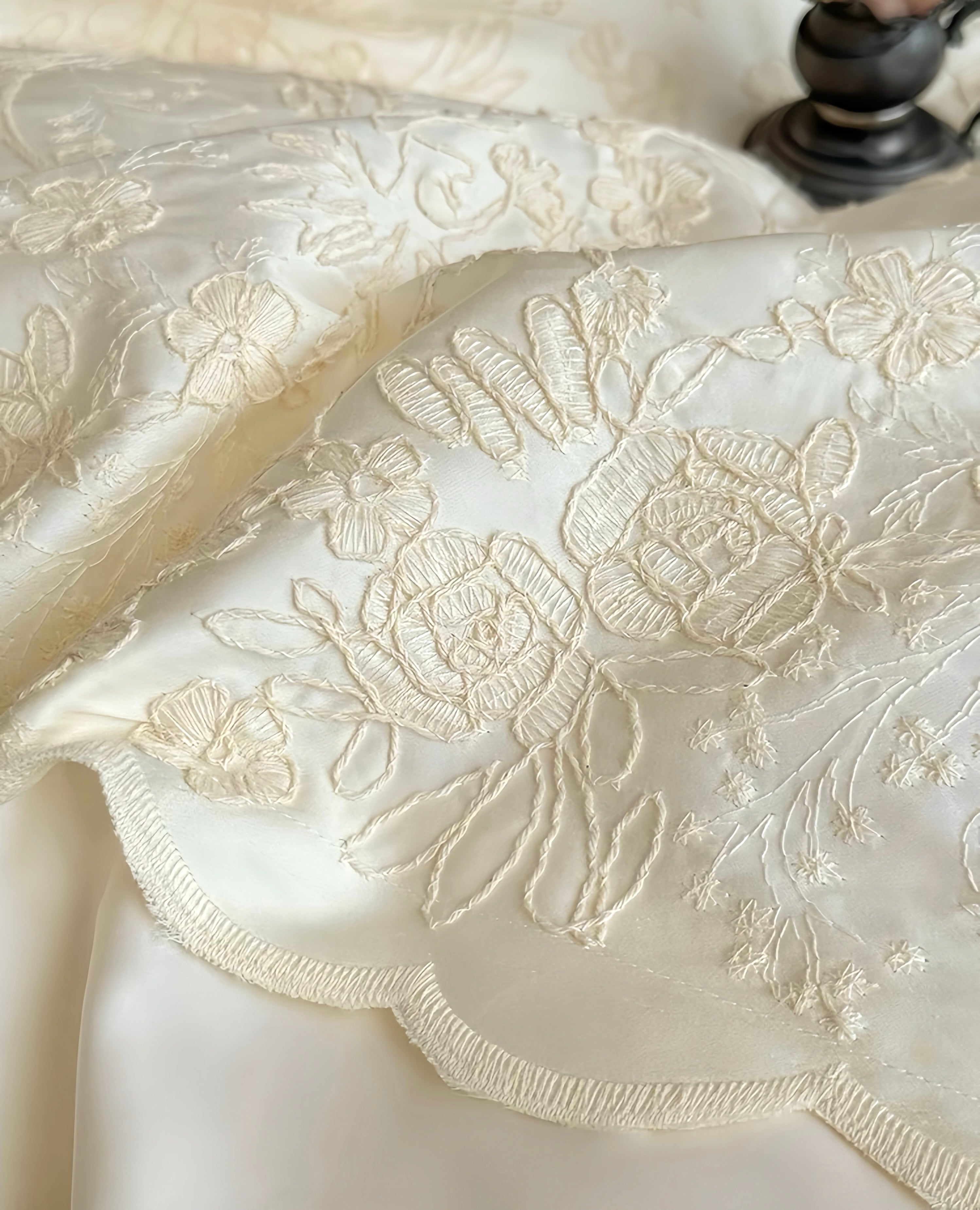 Belle de Crème Bedding Set