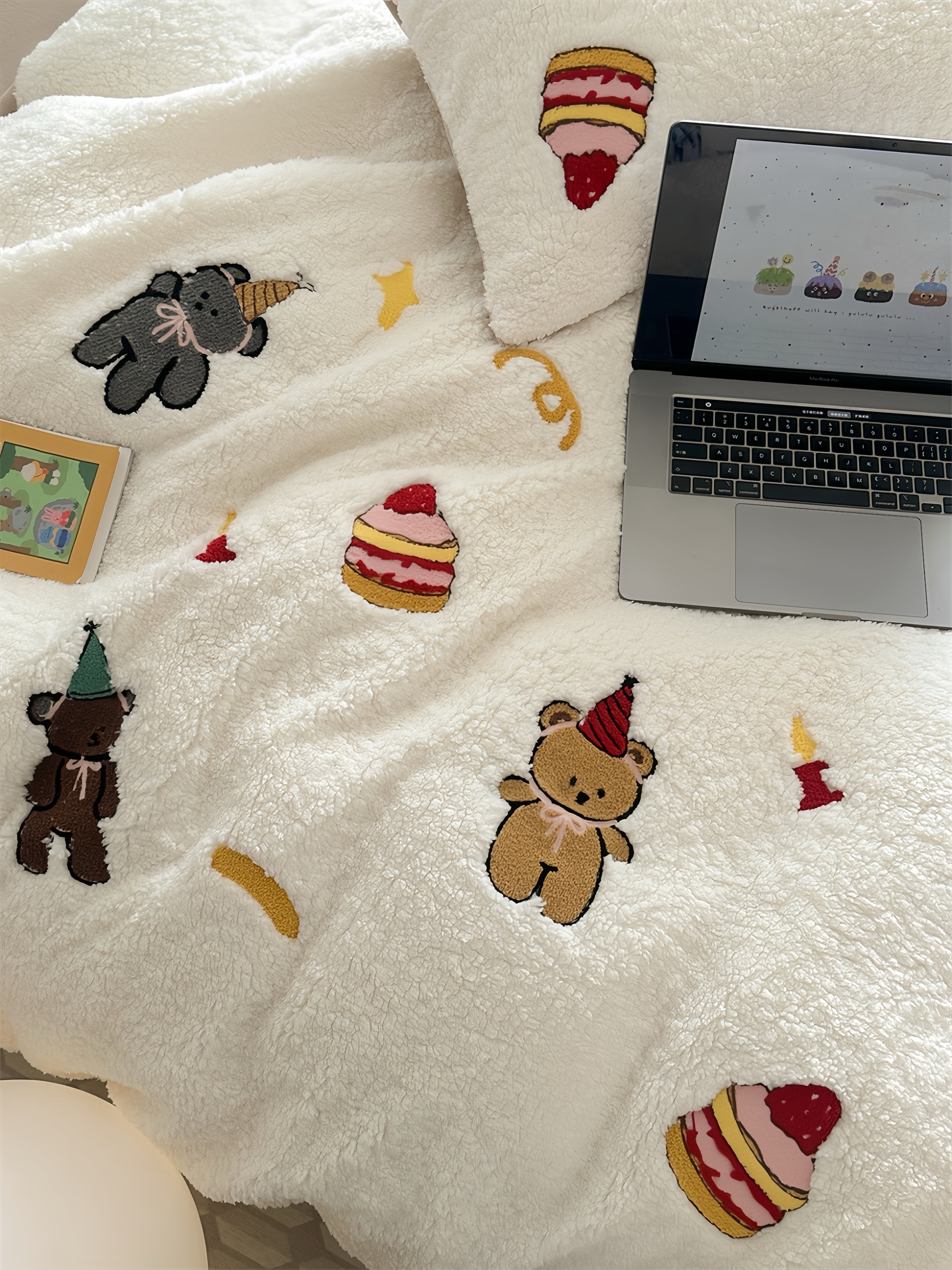 Holiday Bear Cheer Bedding Set
