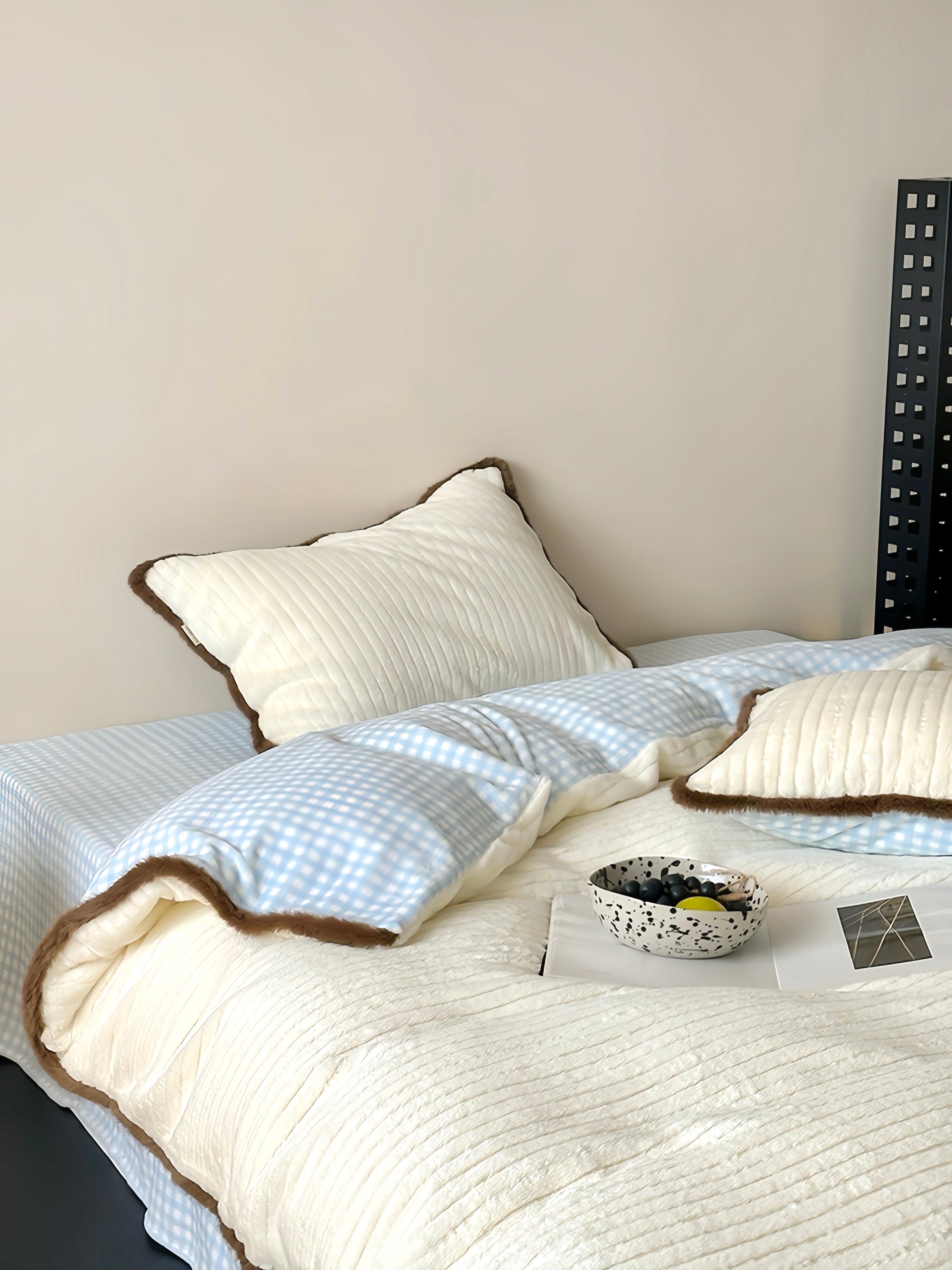 Picnic Tales Bedding Set