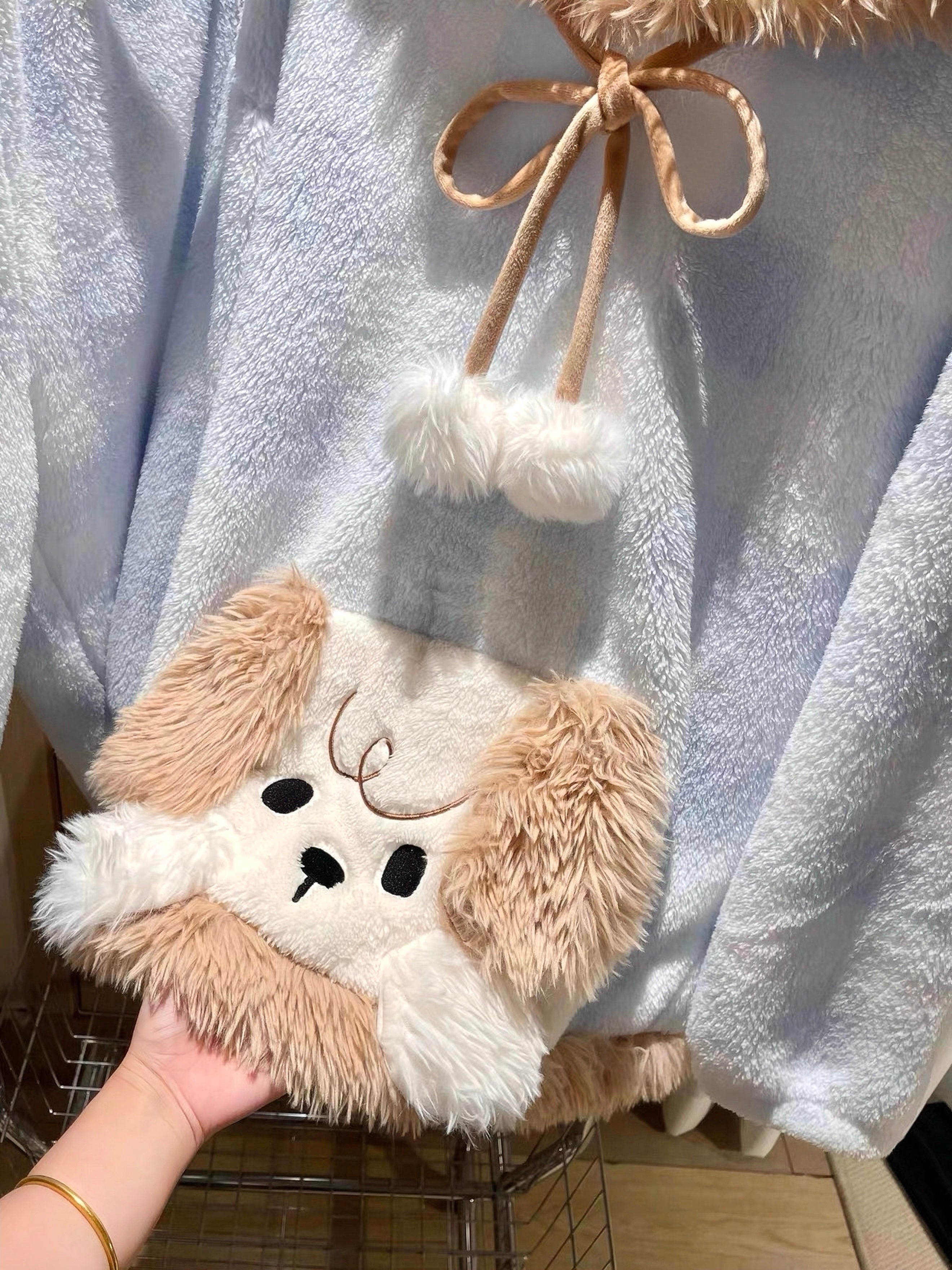 Winter Bunny Lounge