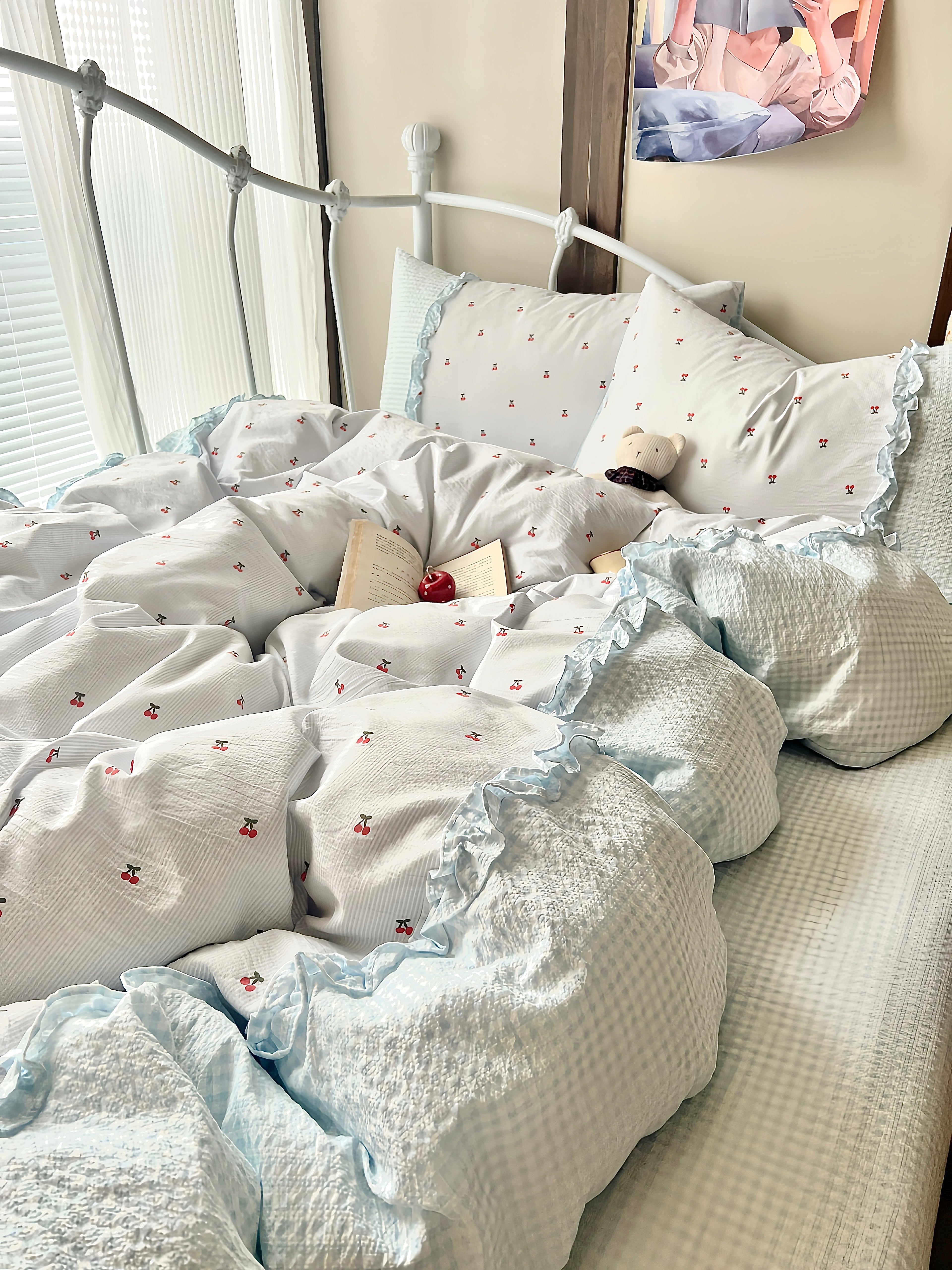 Airy Cherry Ruffle Bedding Set