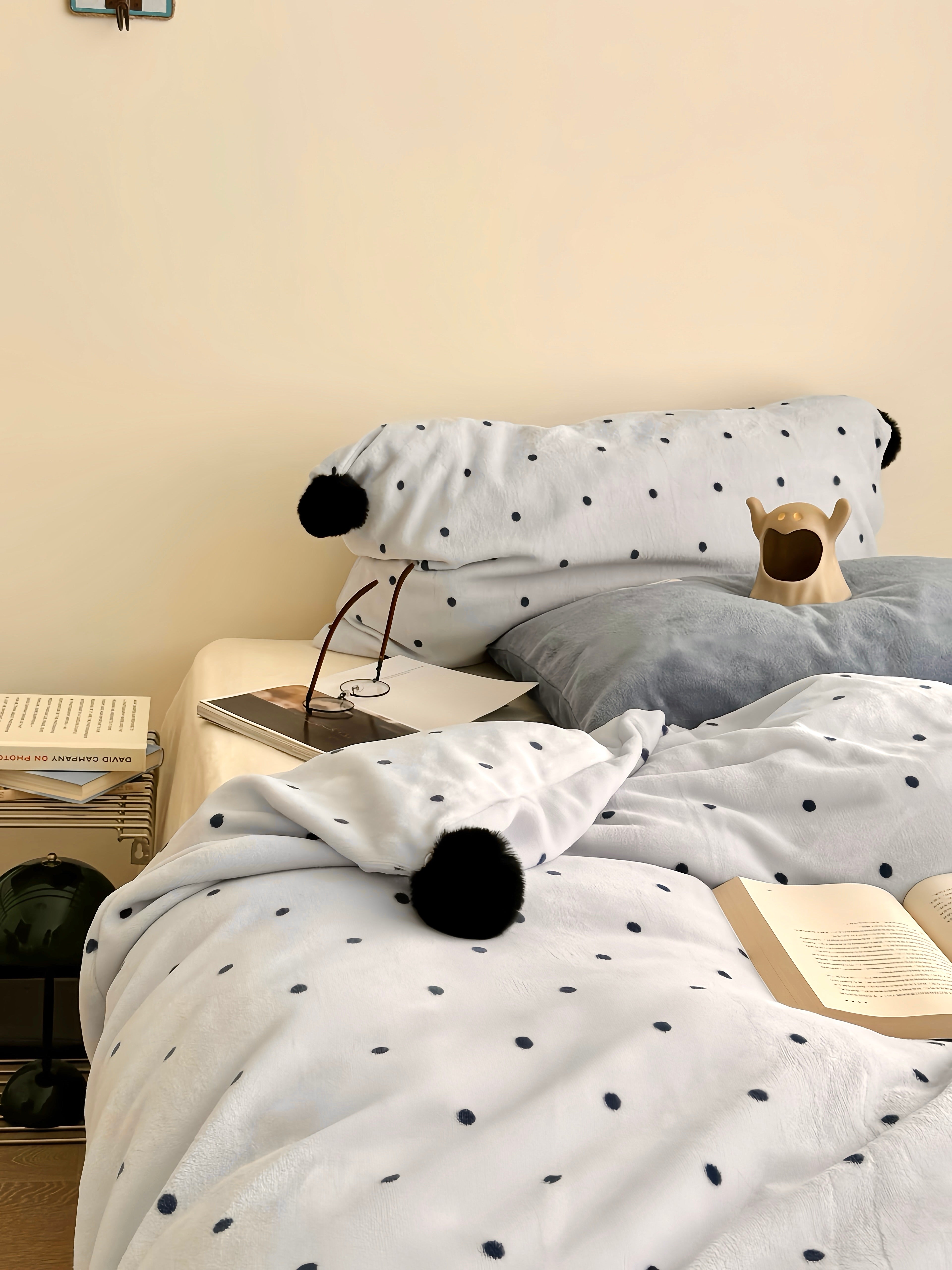 Dotty Dreams Bedding Set