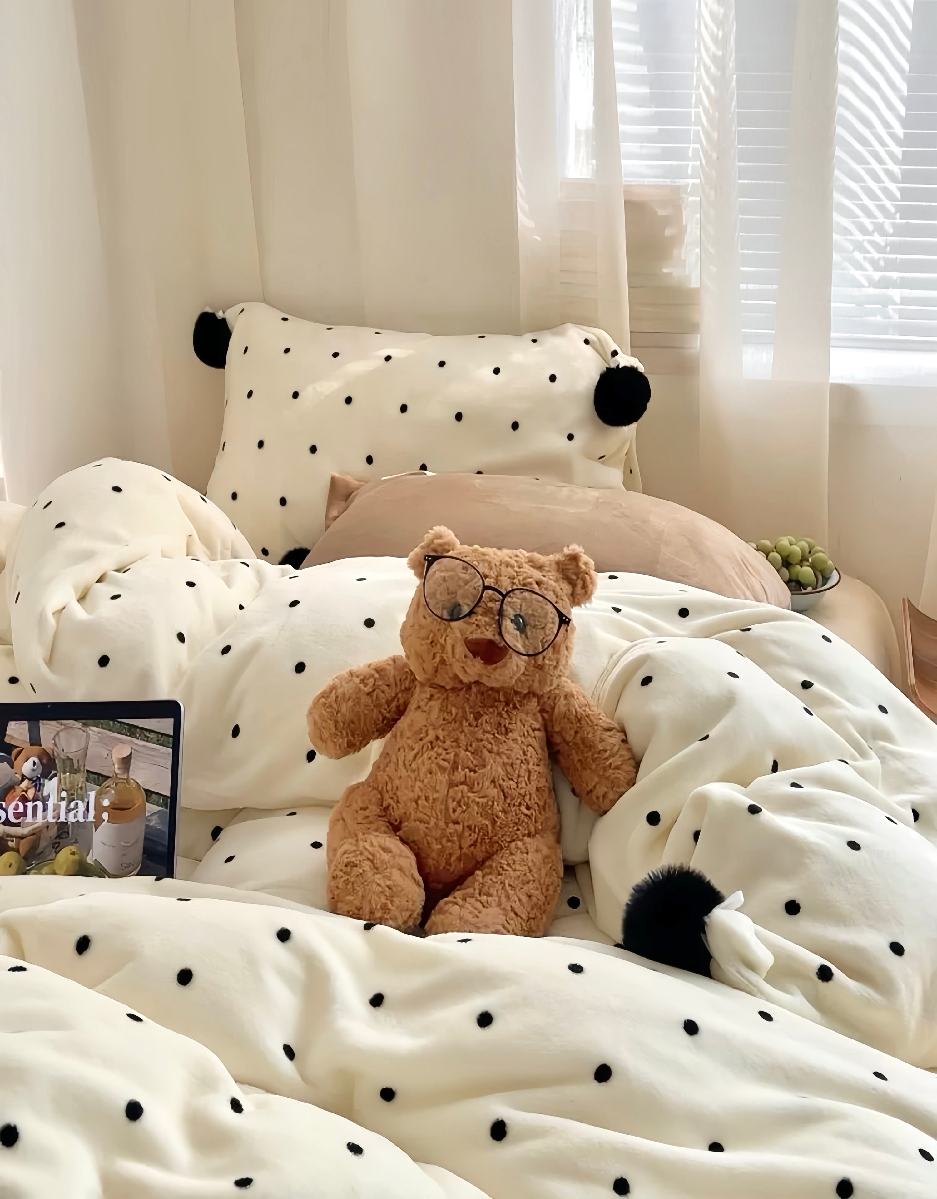 Dotty Dreams Bedding Set