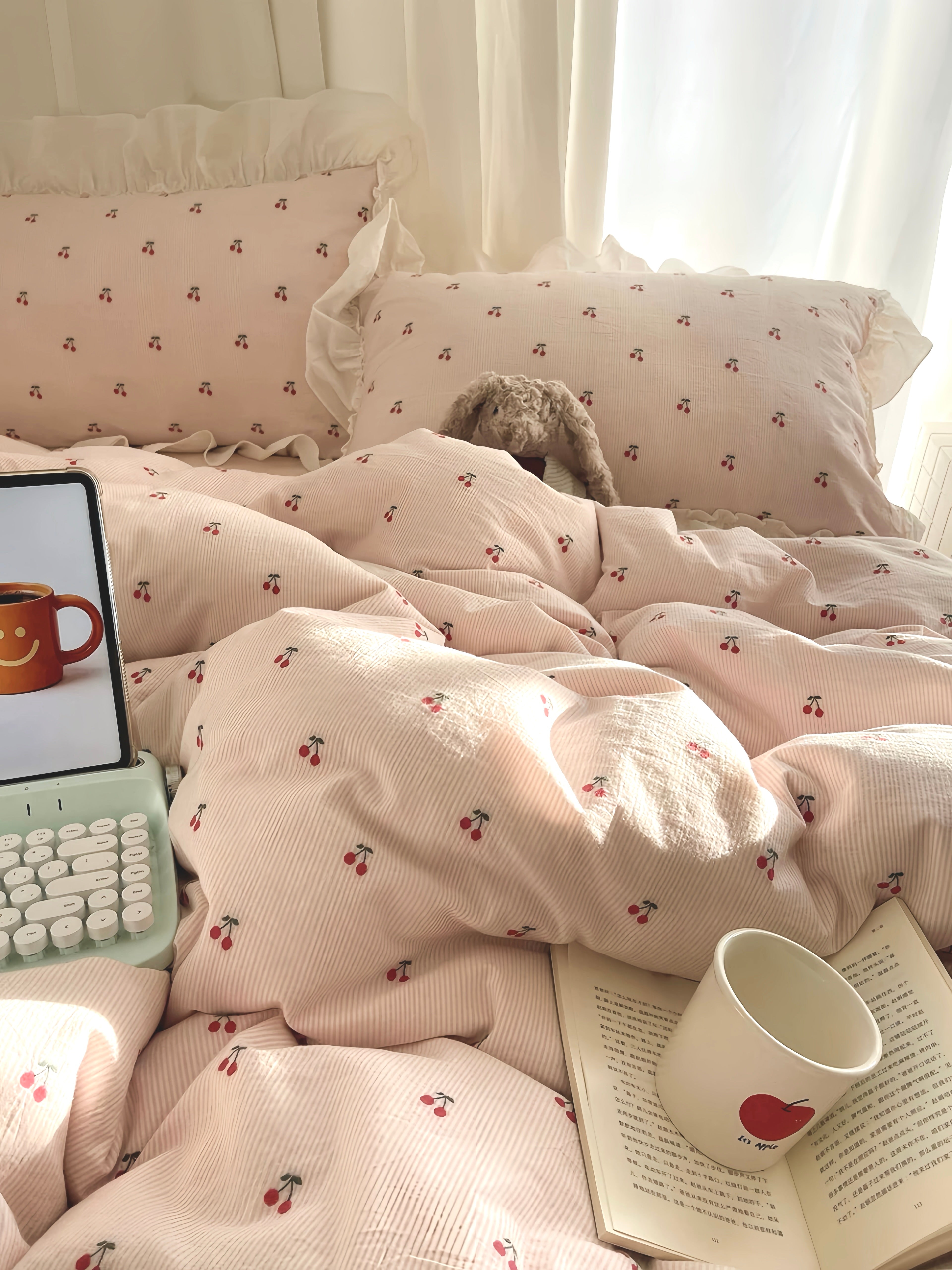 Crème Cherry Rêve Bedding Set