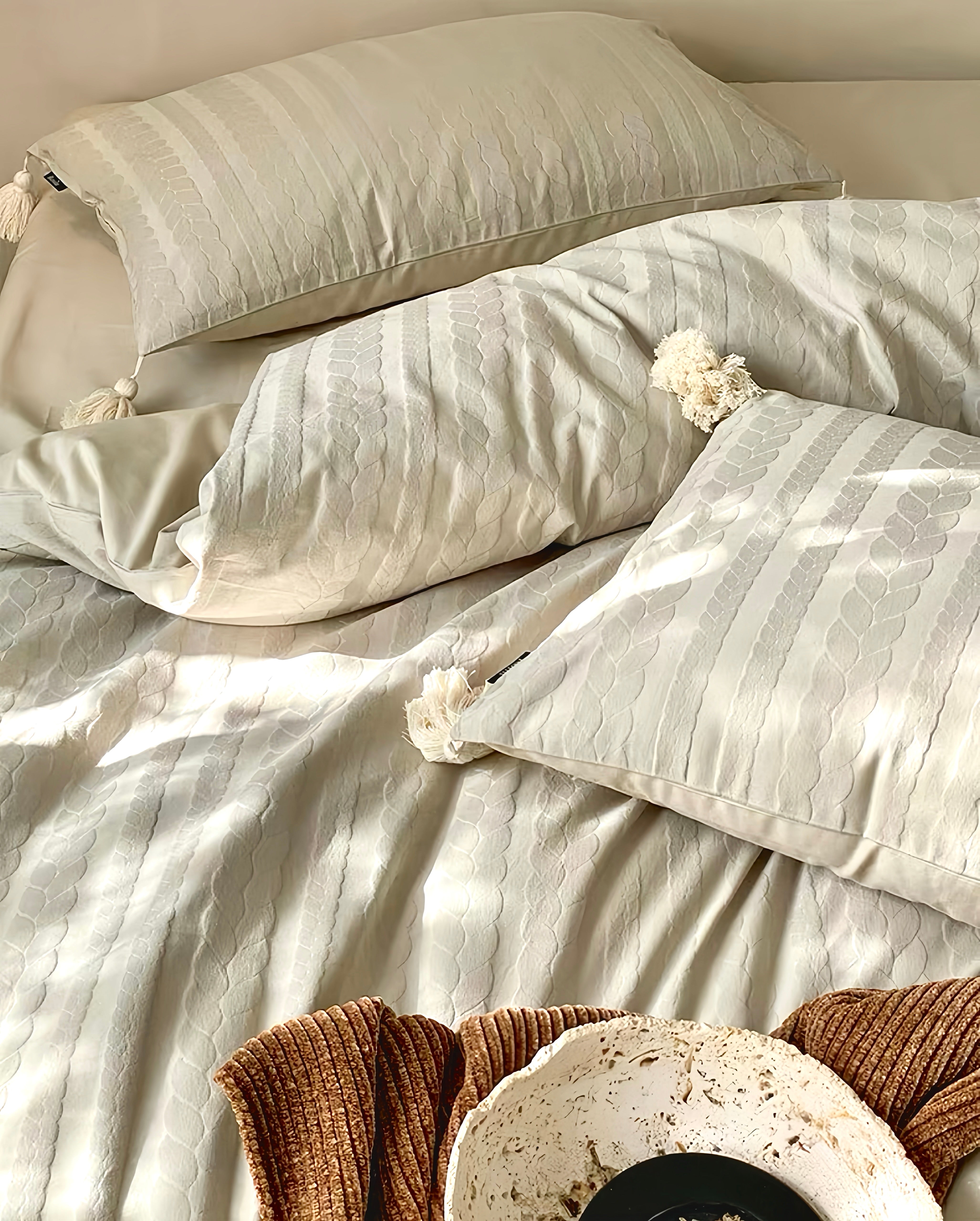 100S Lune Élégante Club Bedding Set