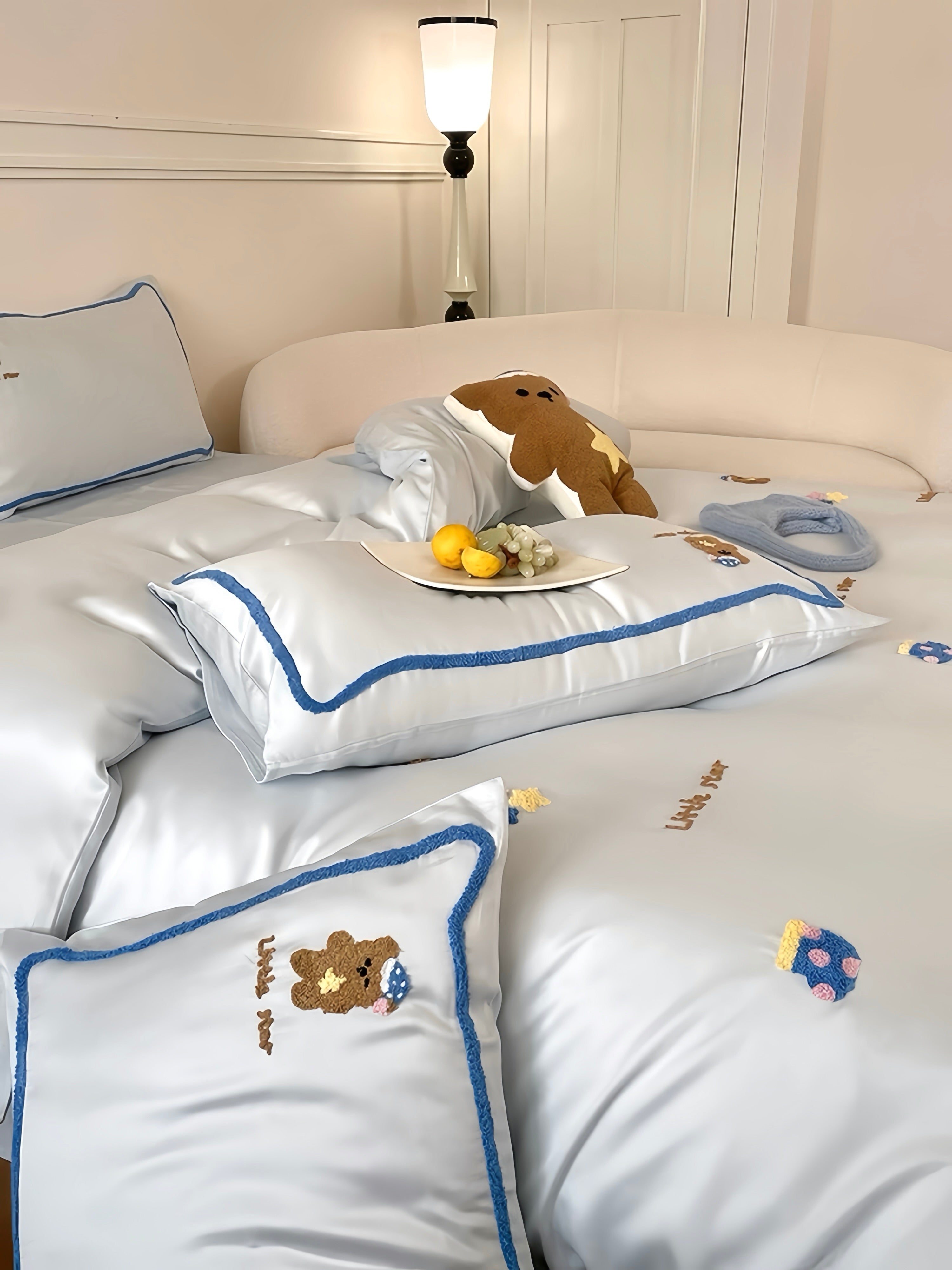 100S Skyline Bear Atelier Bedding Set