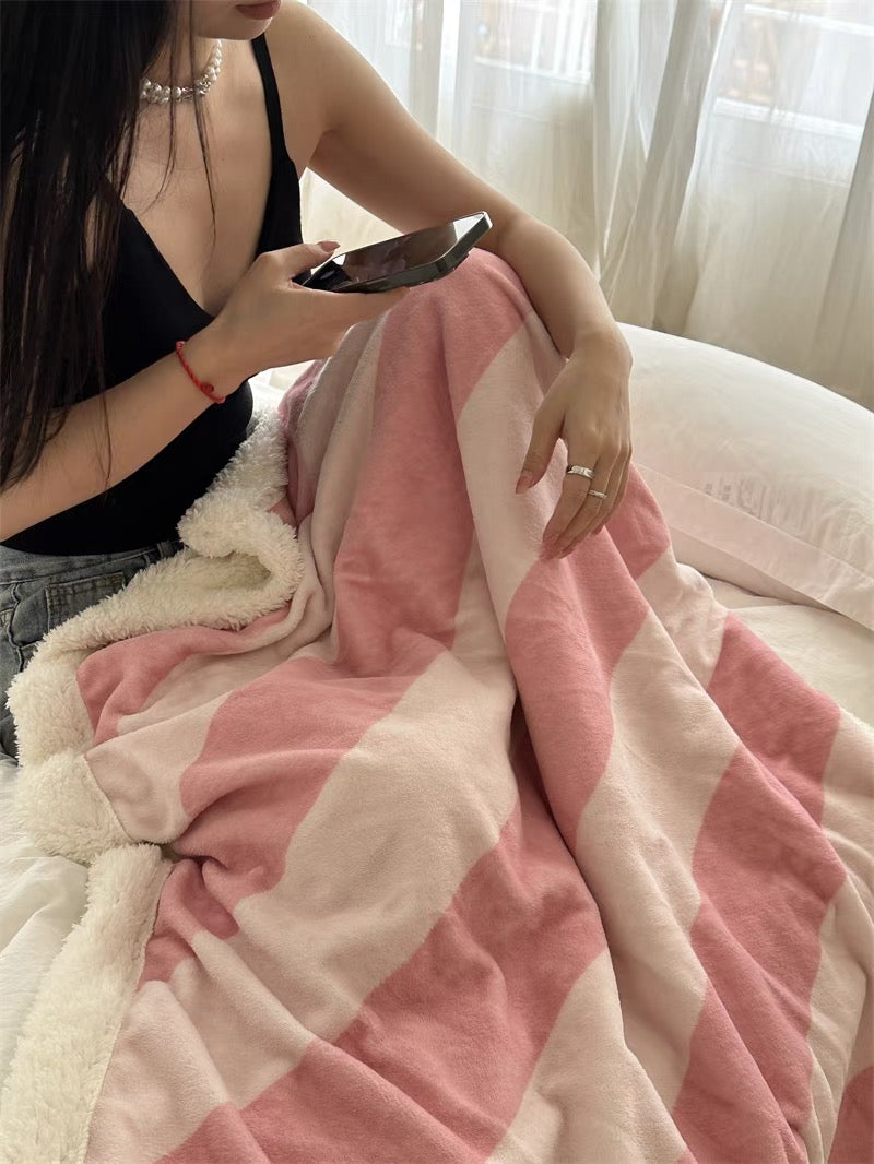 Easy Pinky Day Blanket