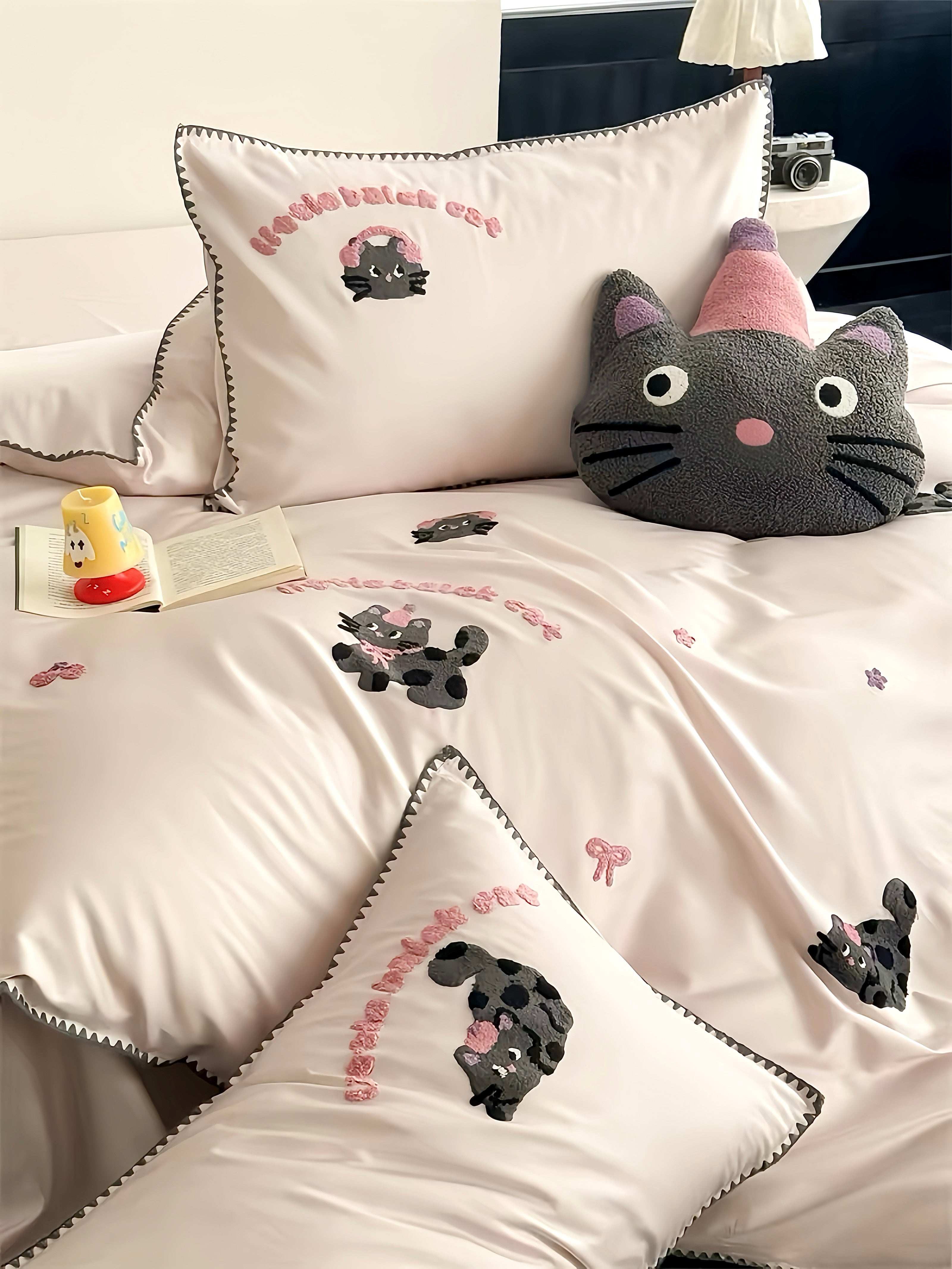 Tencel Noir Kitty Blush Bedding Set