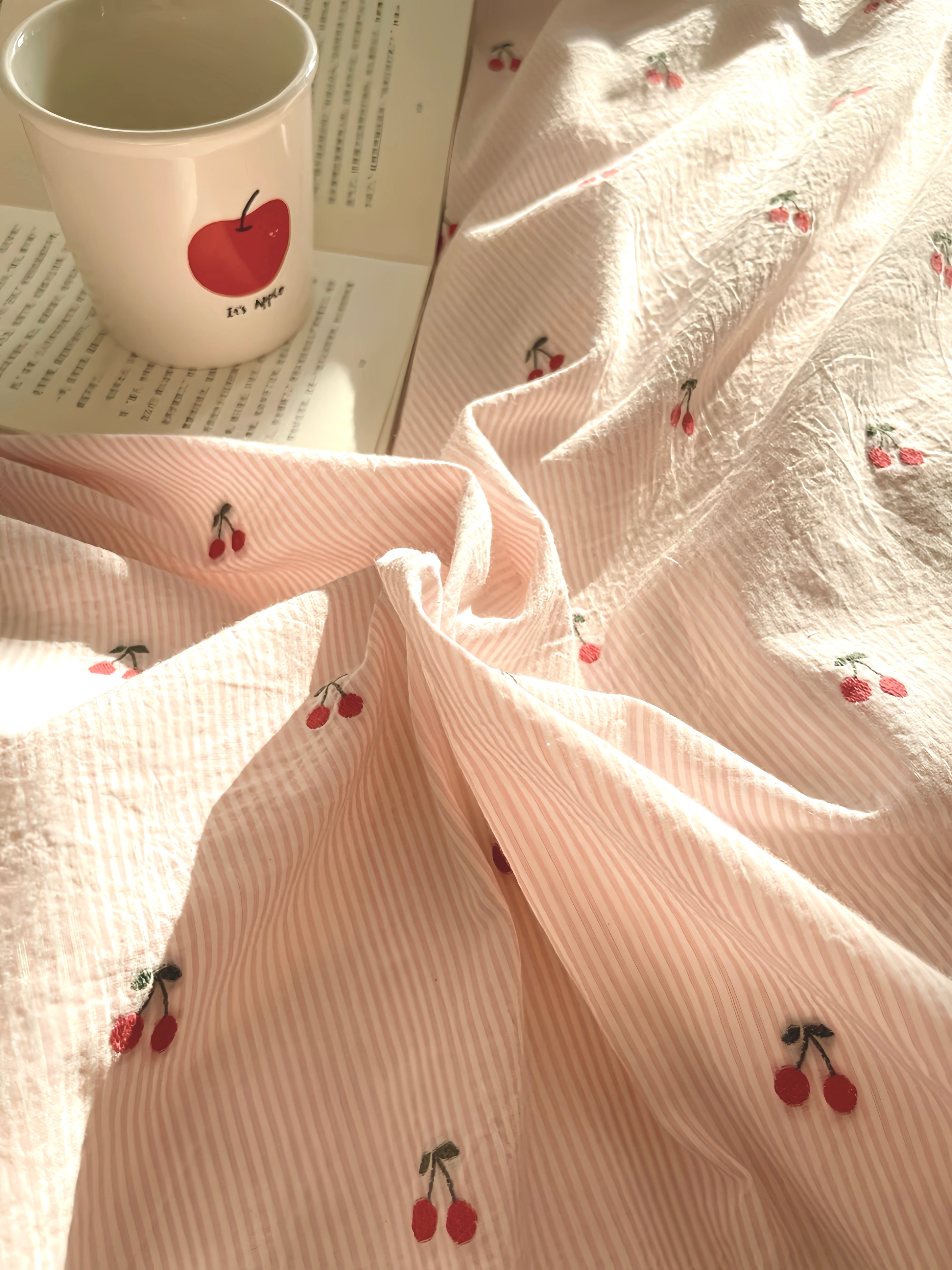 Crème Cherry Rêve Bedding Set