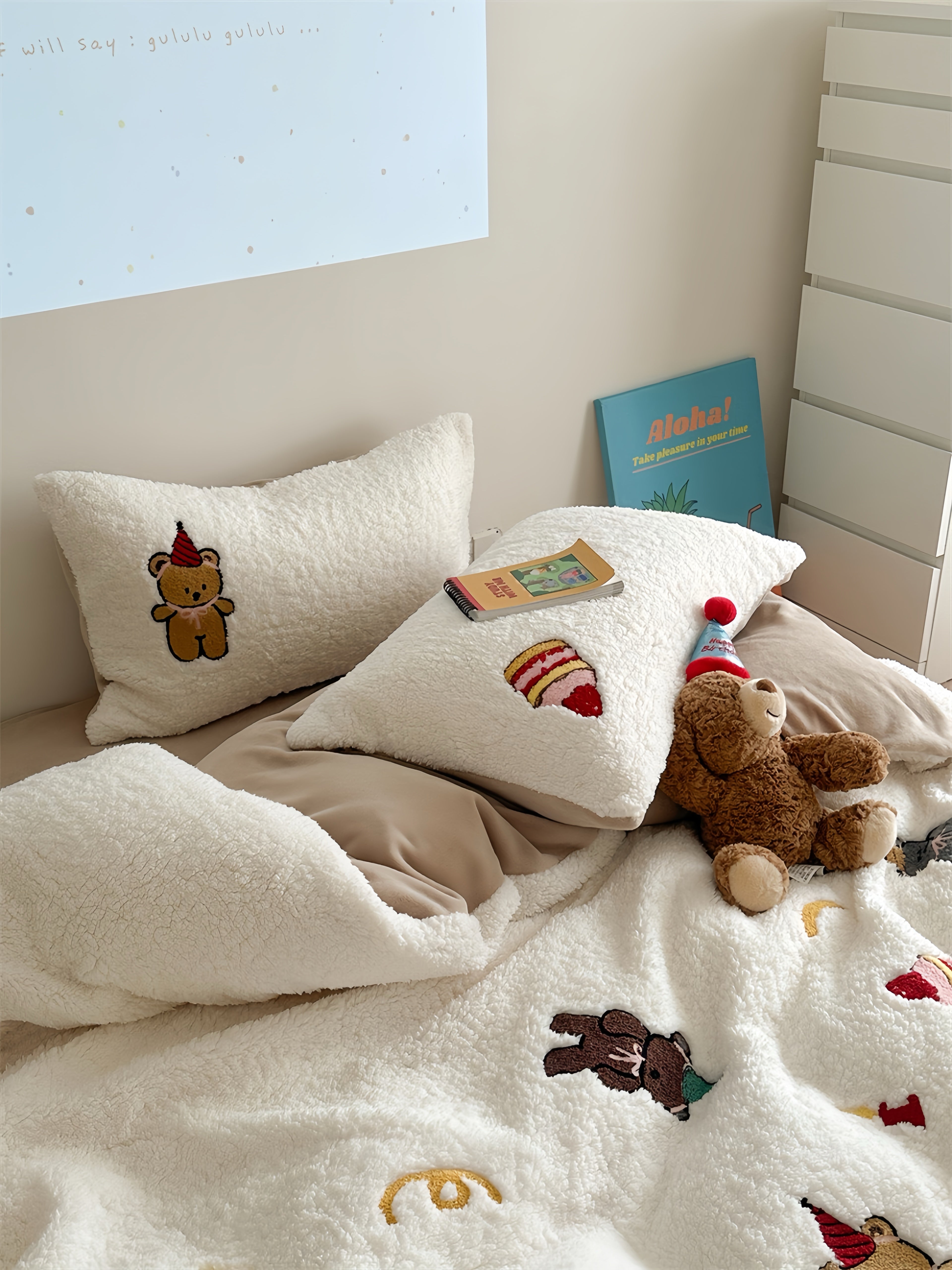 Holiday Bear Cheer Bedding Set