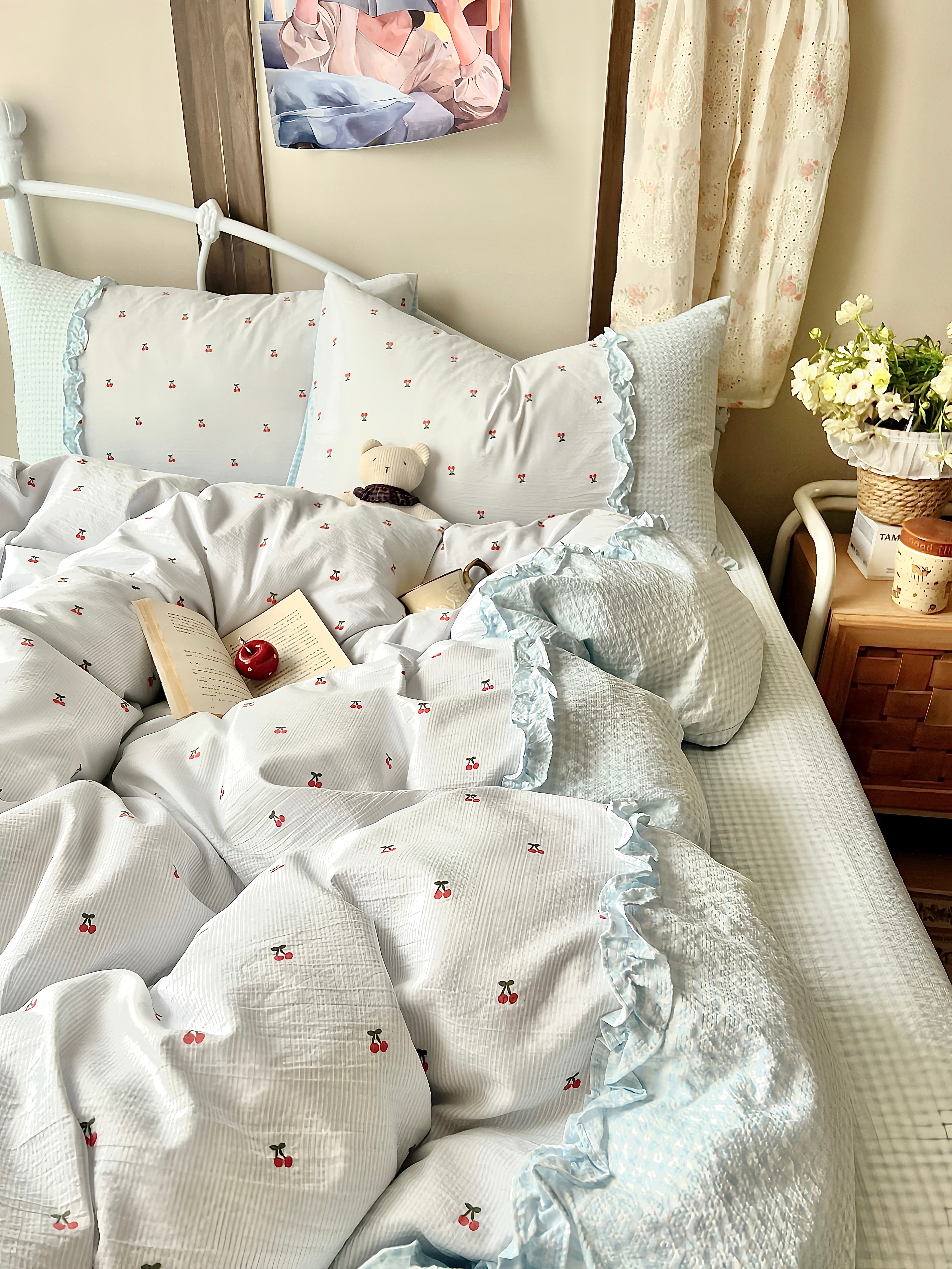 Airy Cherry Ruffle Bedding Set