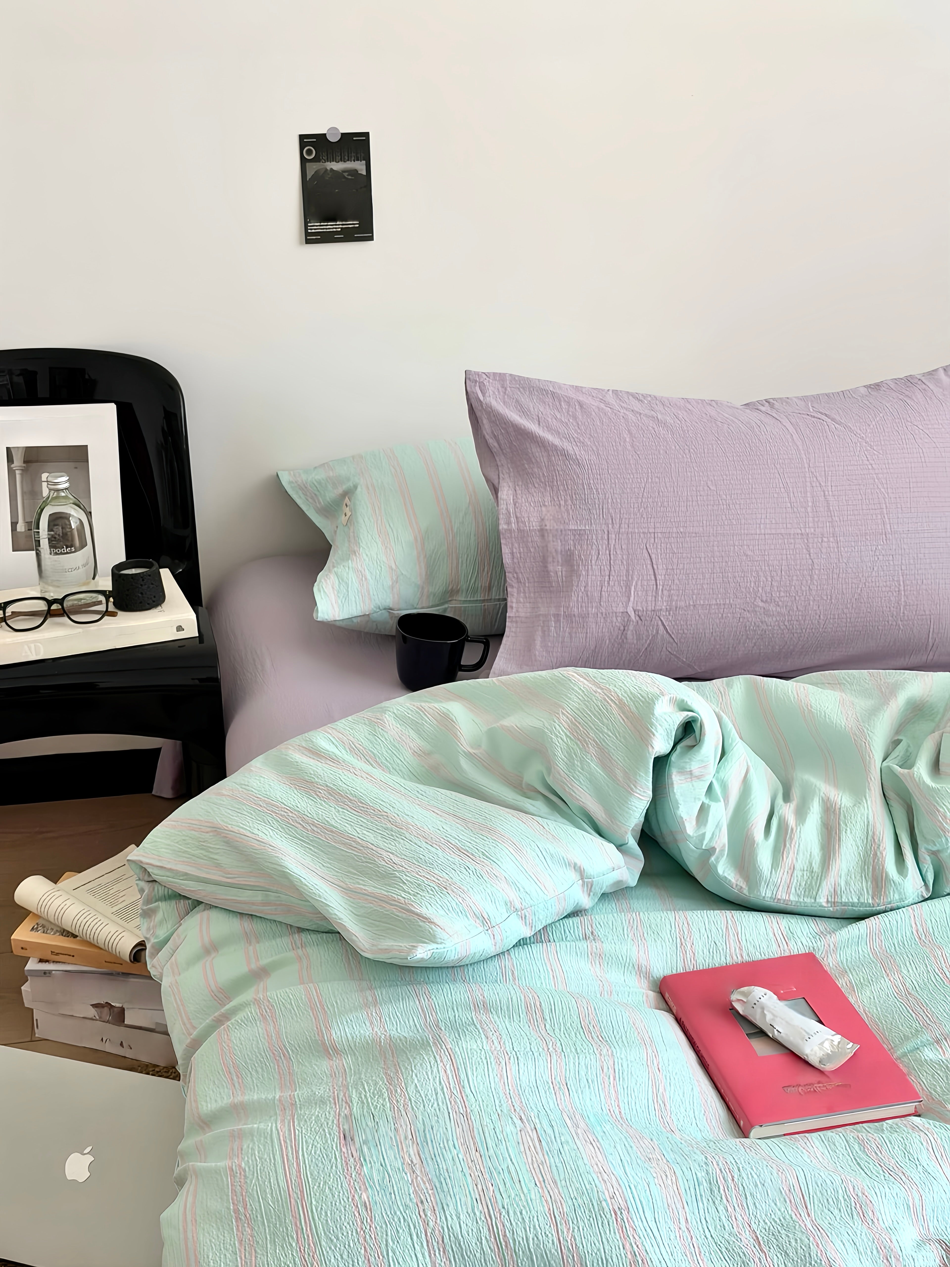 Airy Stripe Bedding Set