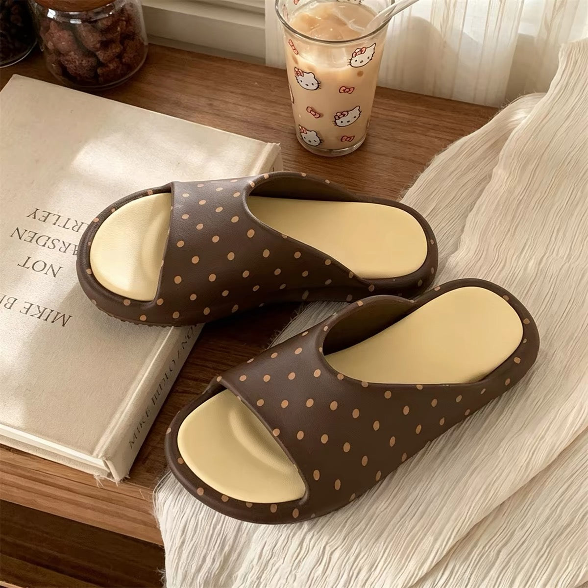 Petite Dot Cloud Slides