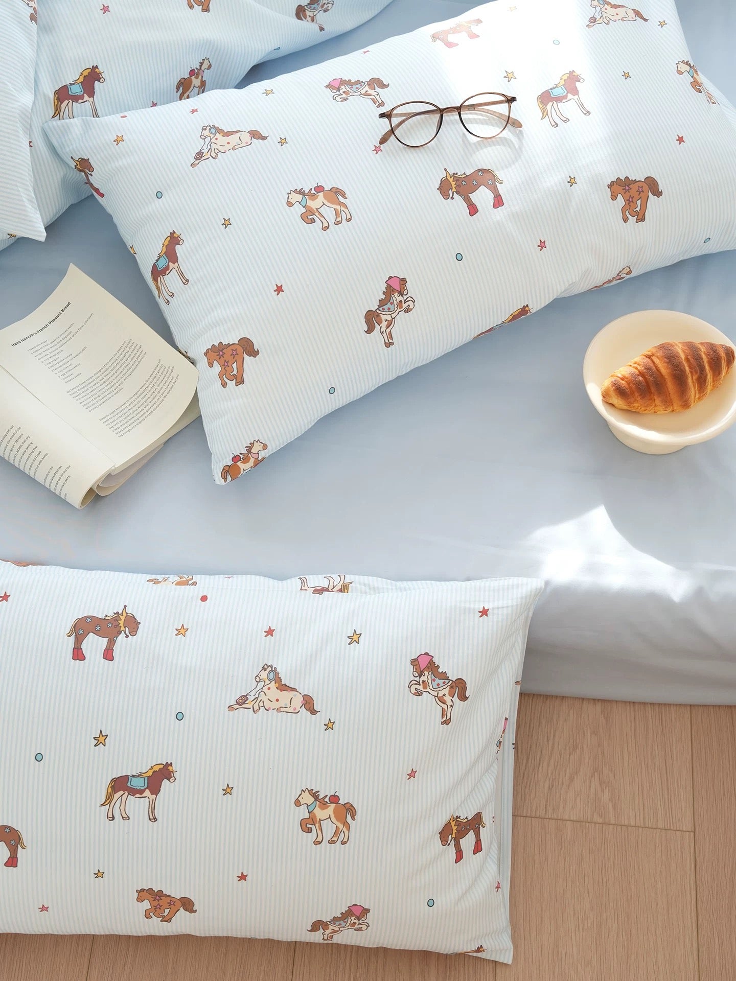 100S Blue Pony Tale Bedding Set
