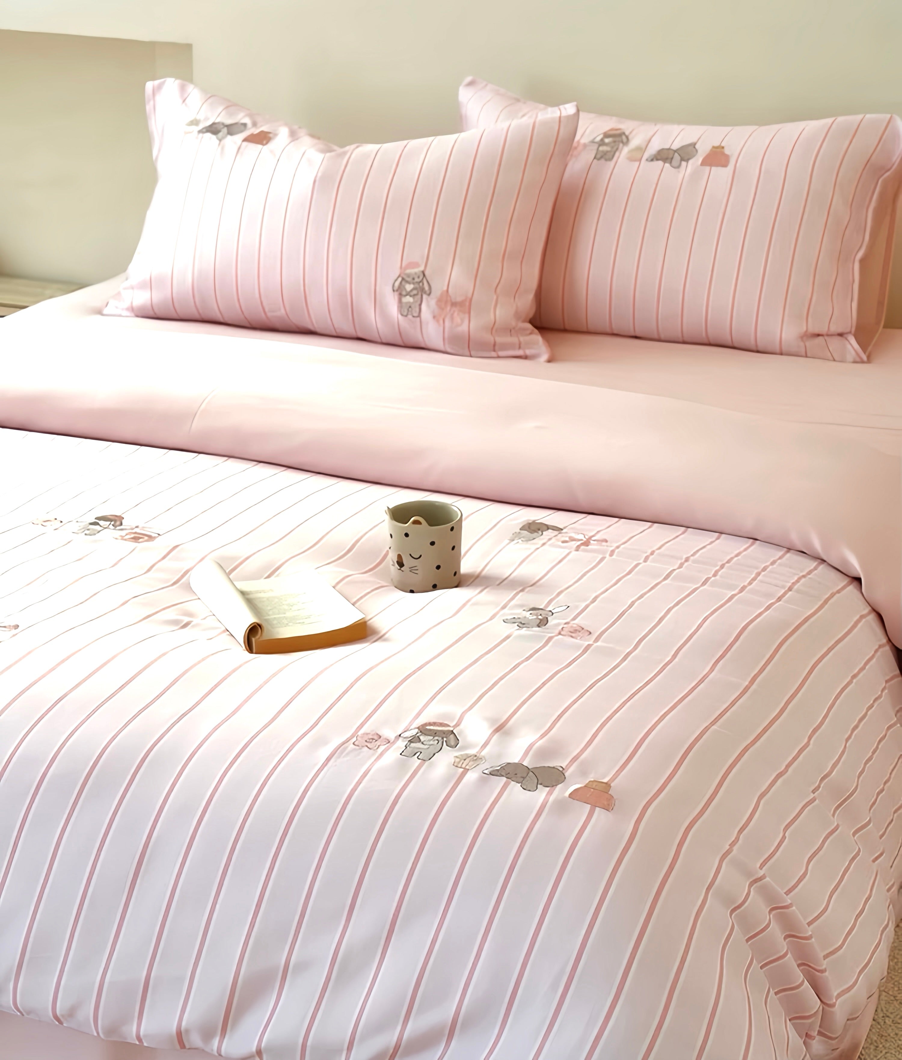 Tencel Ribbon Line Moments Bedding Set