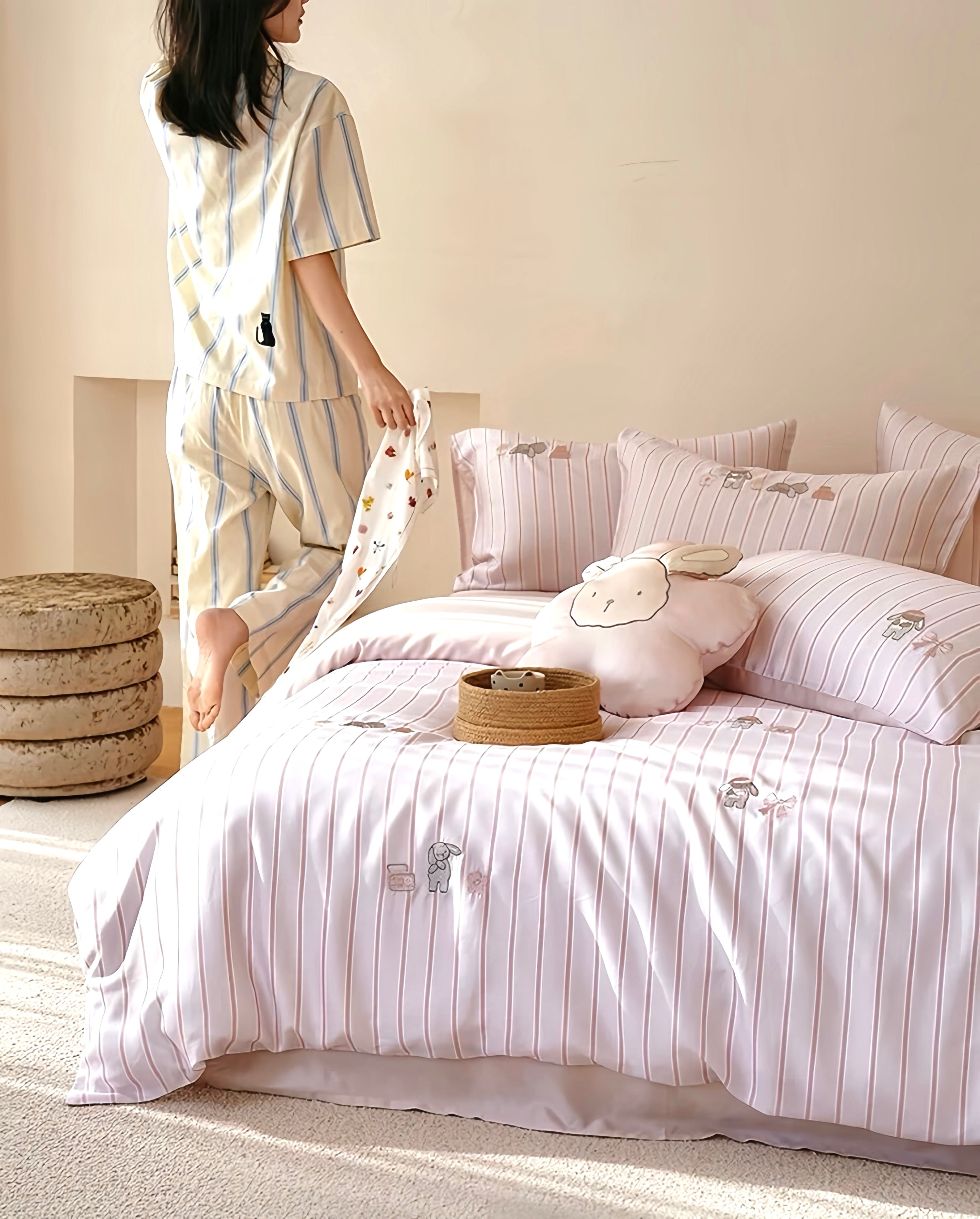 Tencel Ribbon Line Moments Bedding Set